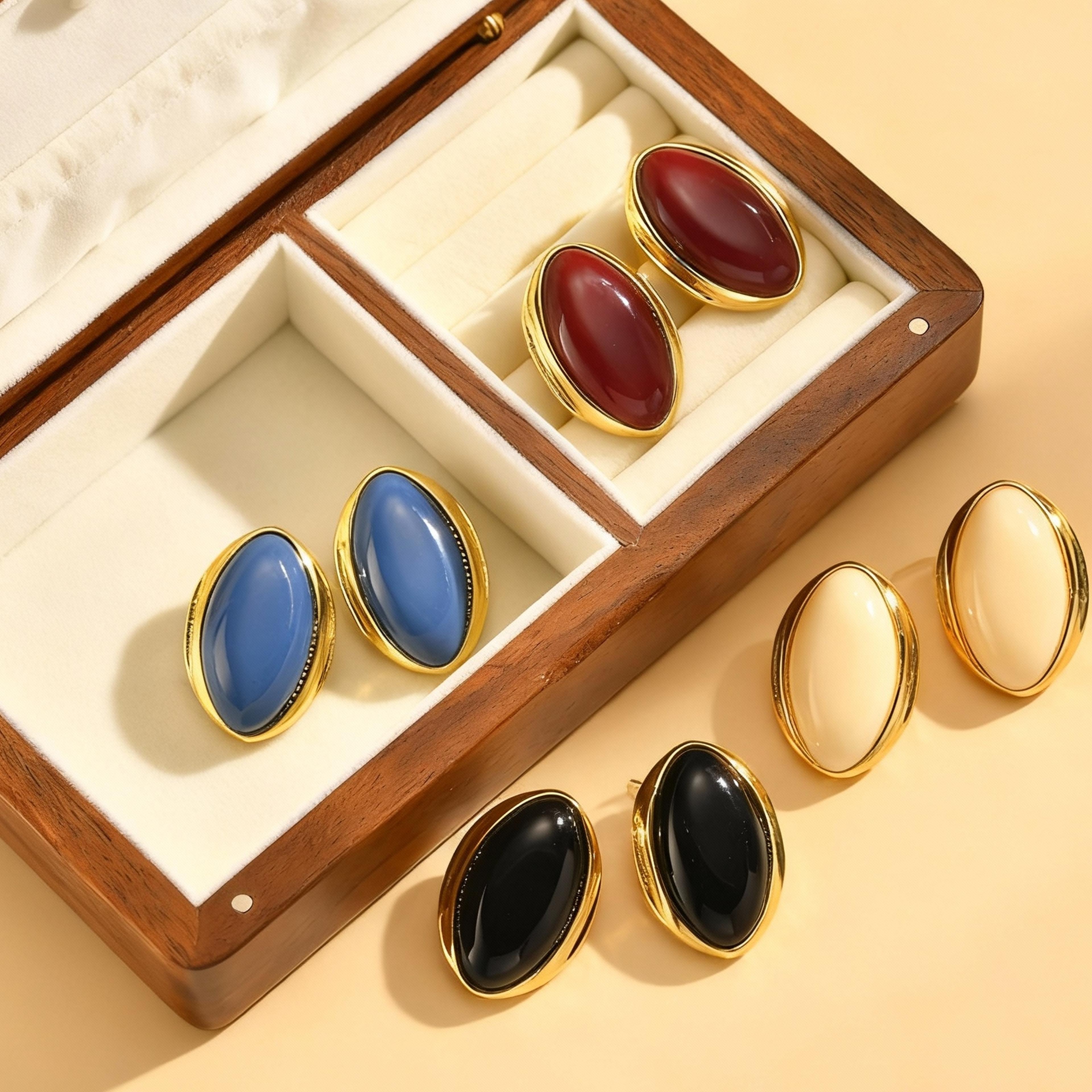 Retro Geometric Stud Earrings For Women Bold Oval Statement Earrings For Parties  Everyday Style 2