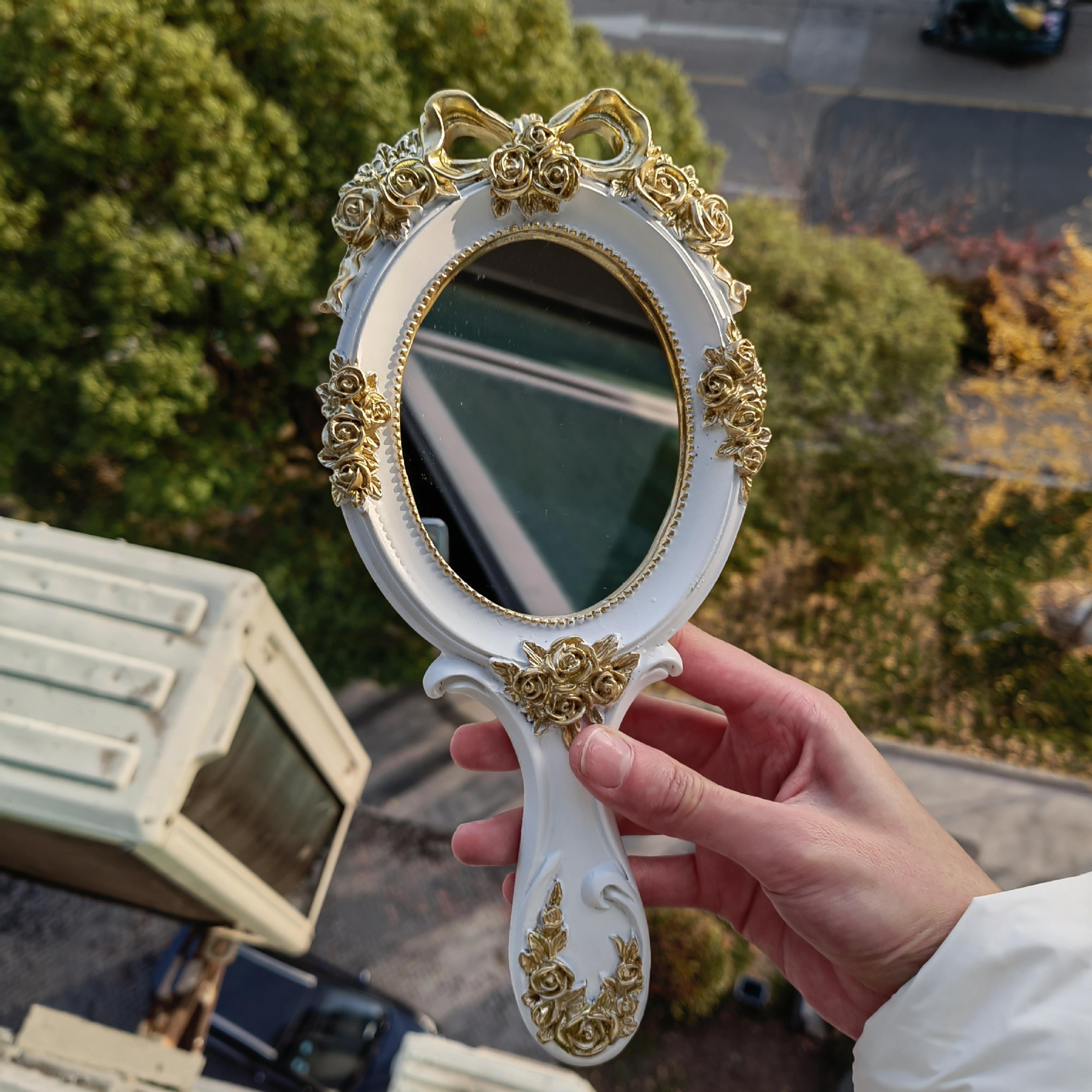 Vintage Handheld Makeup Mirror Retro Vanity Mirror For Makeup Beauty  Vanity Display 3