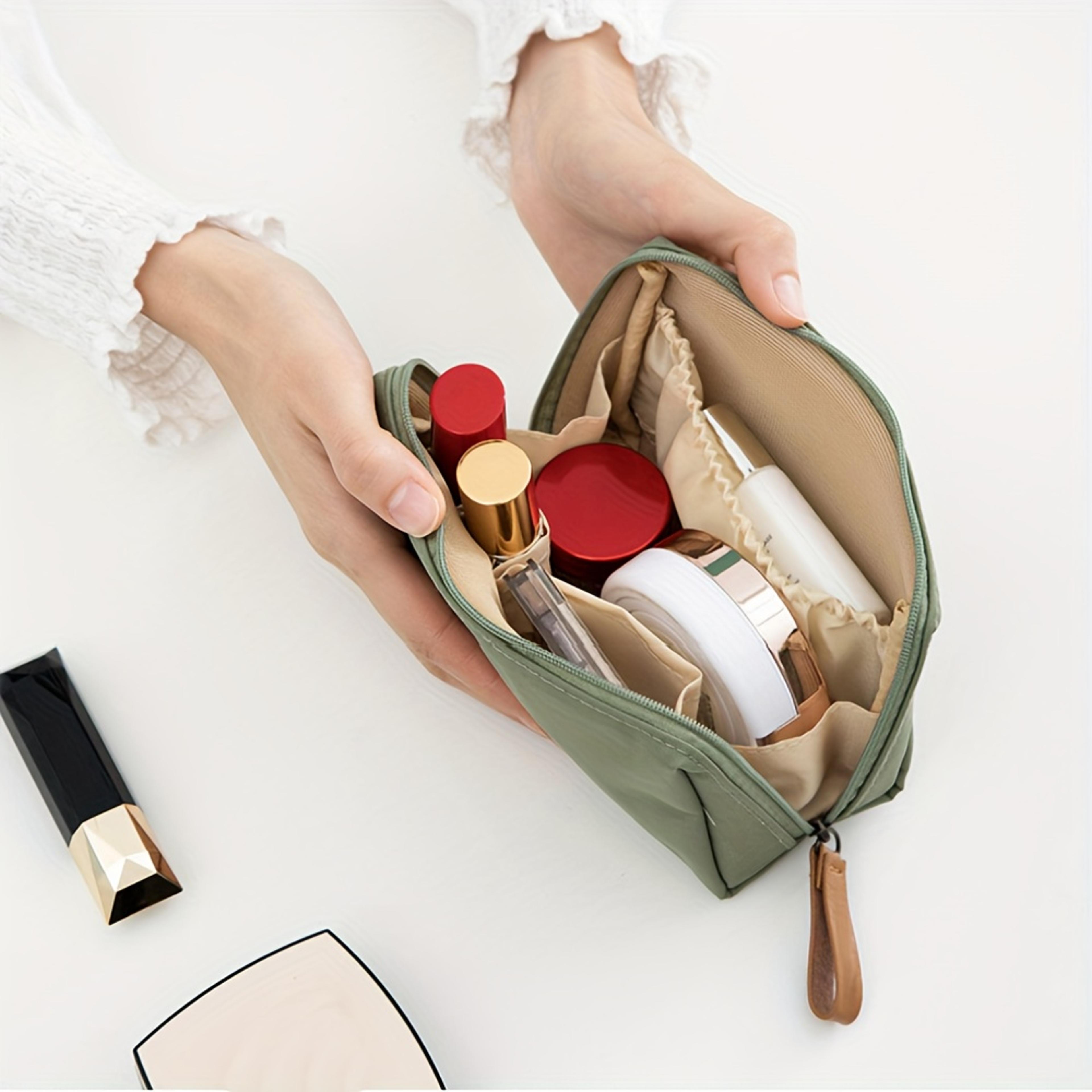 Double Zipper Travel Makeup Bag Large Capacity Cosmetic Organizer With Gold Tone Hardware 4