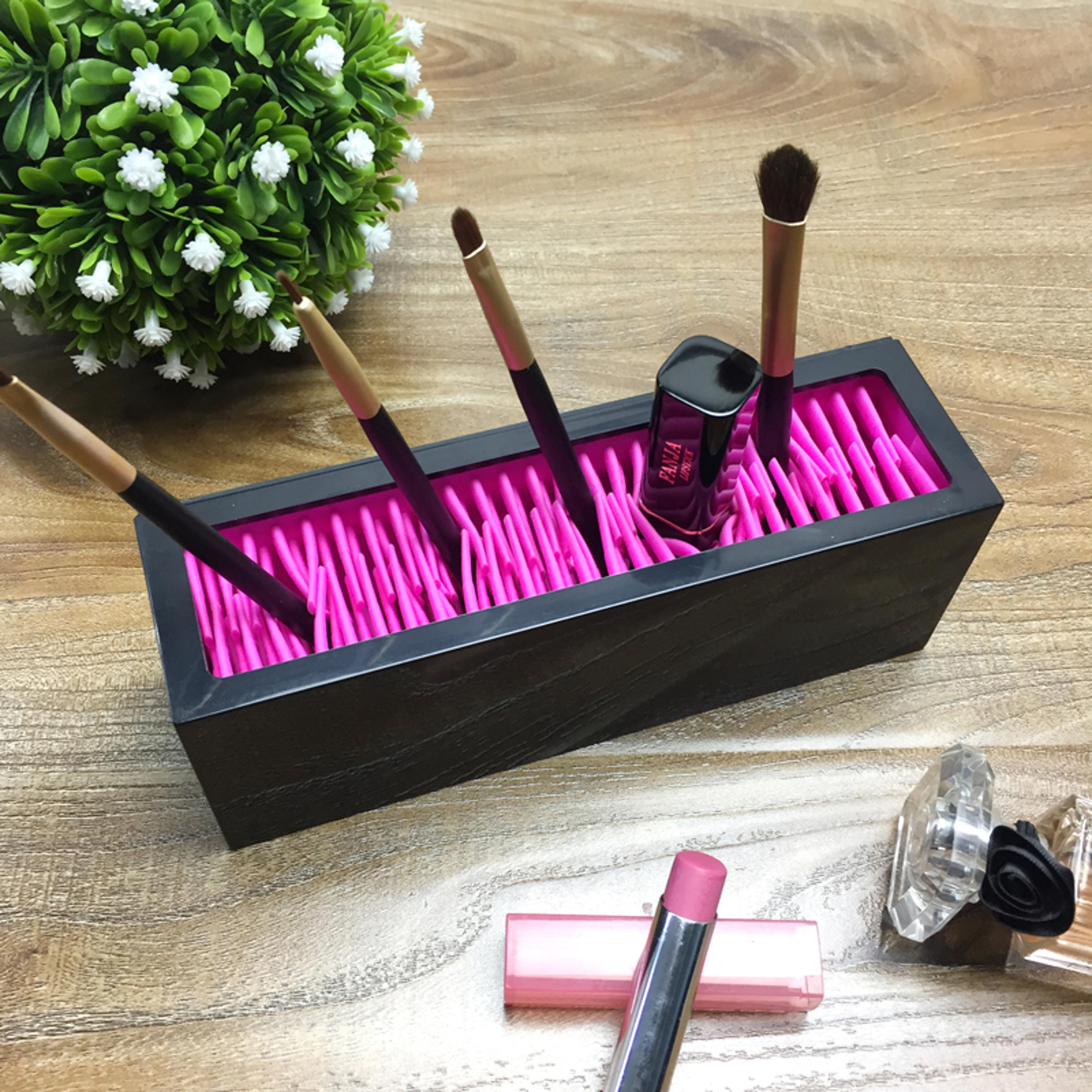 Silicone Makeup Brush Holder Organizer And Air Drying Rack For Vanity 4