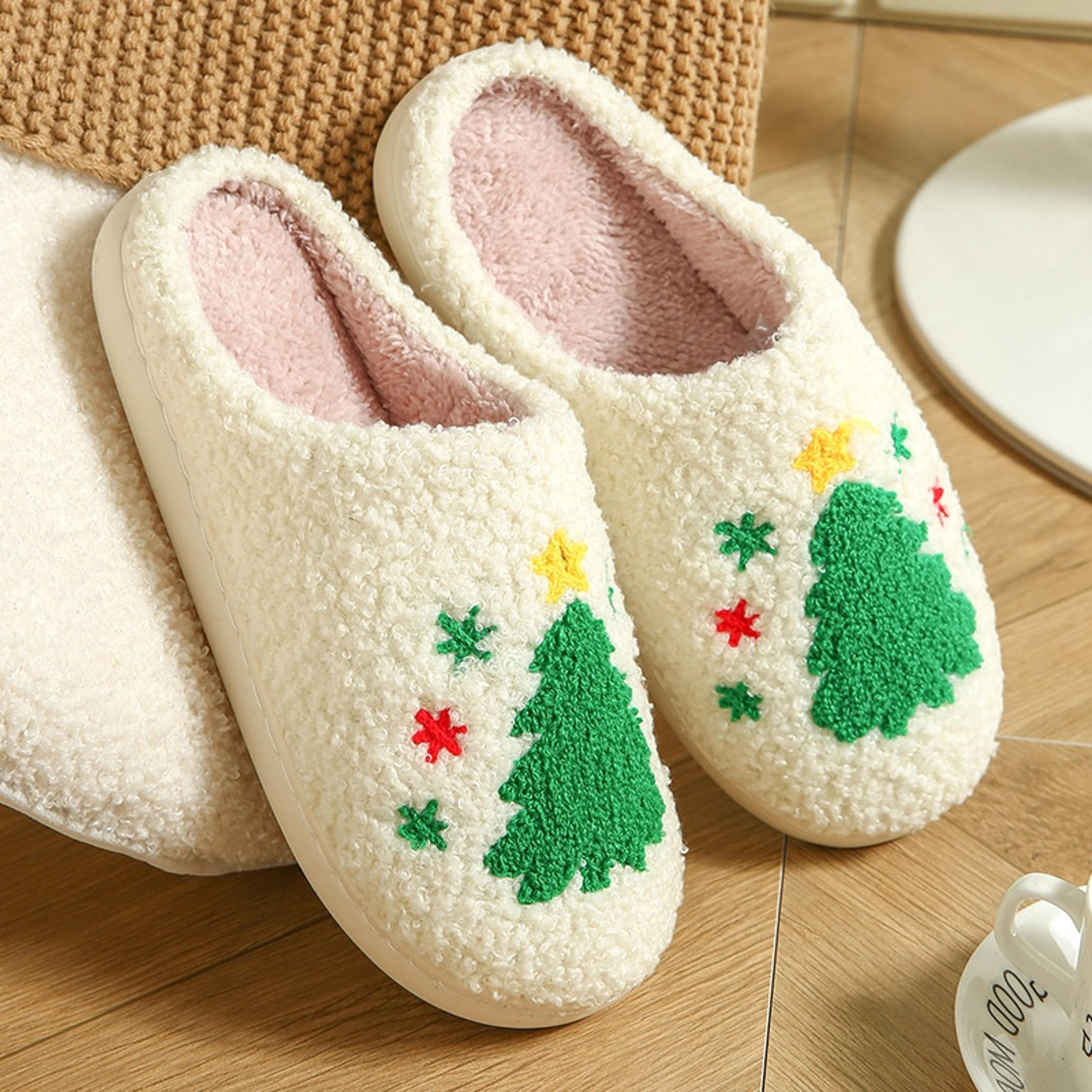 Womens Plush Winter Slippers With EVA Sole And Patchwork Design 11