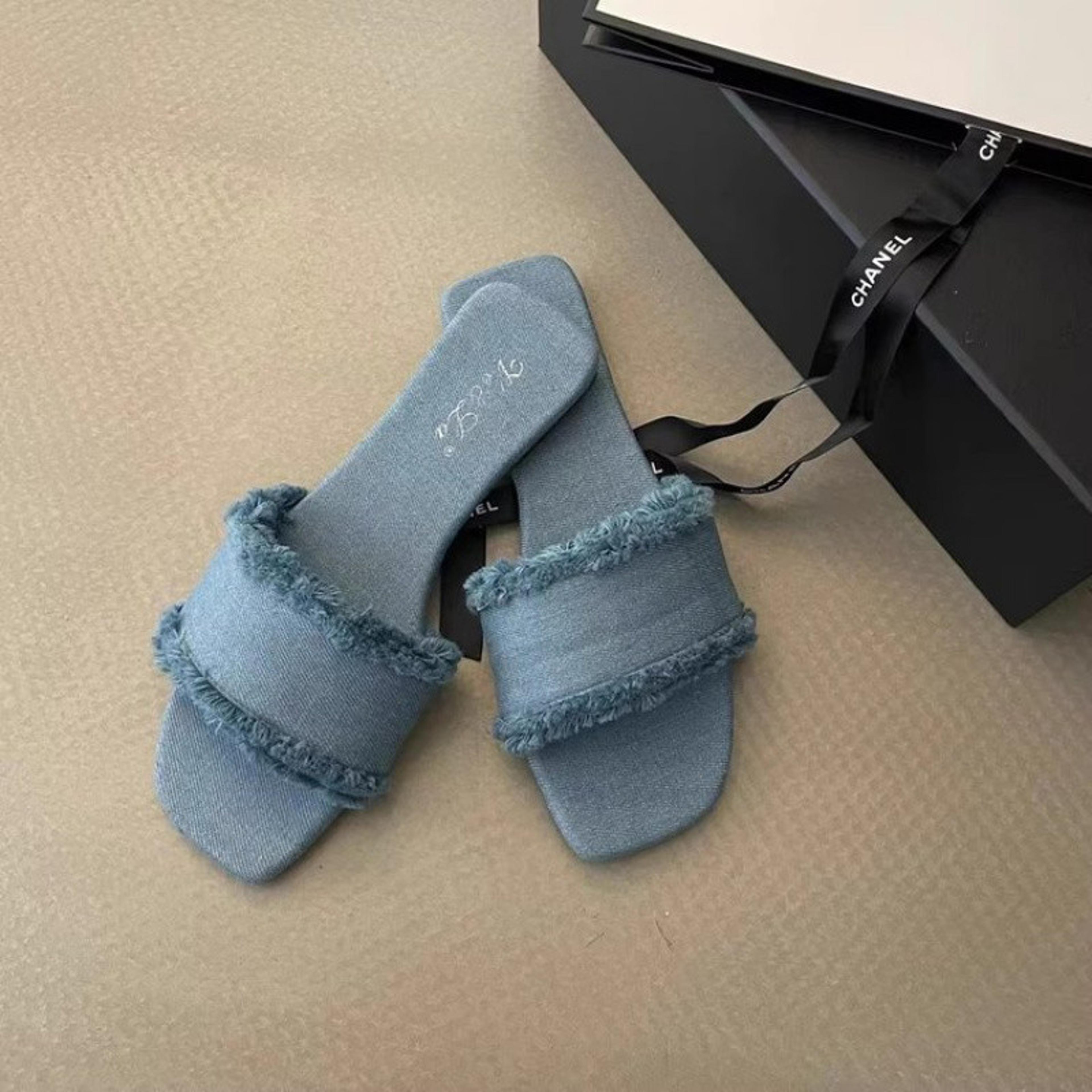 Womens OpenToe Summer Slippers With Low Flat Heel And Rubber Outsole 3