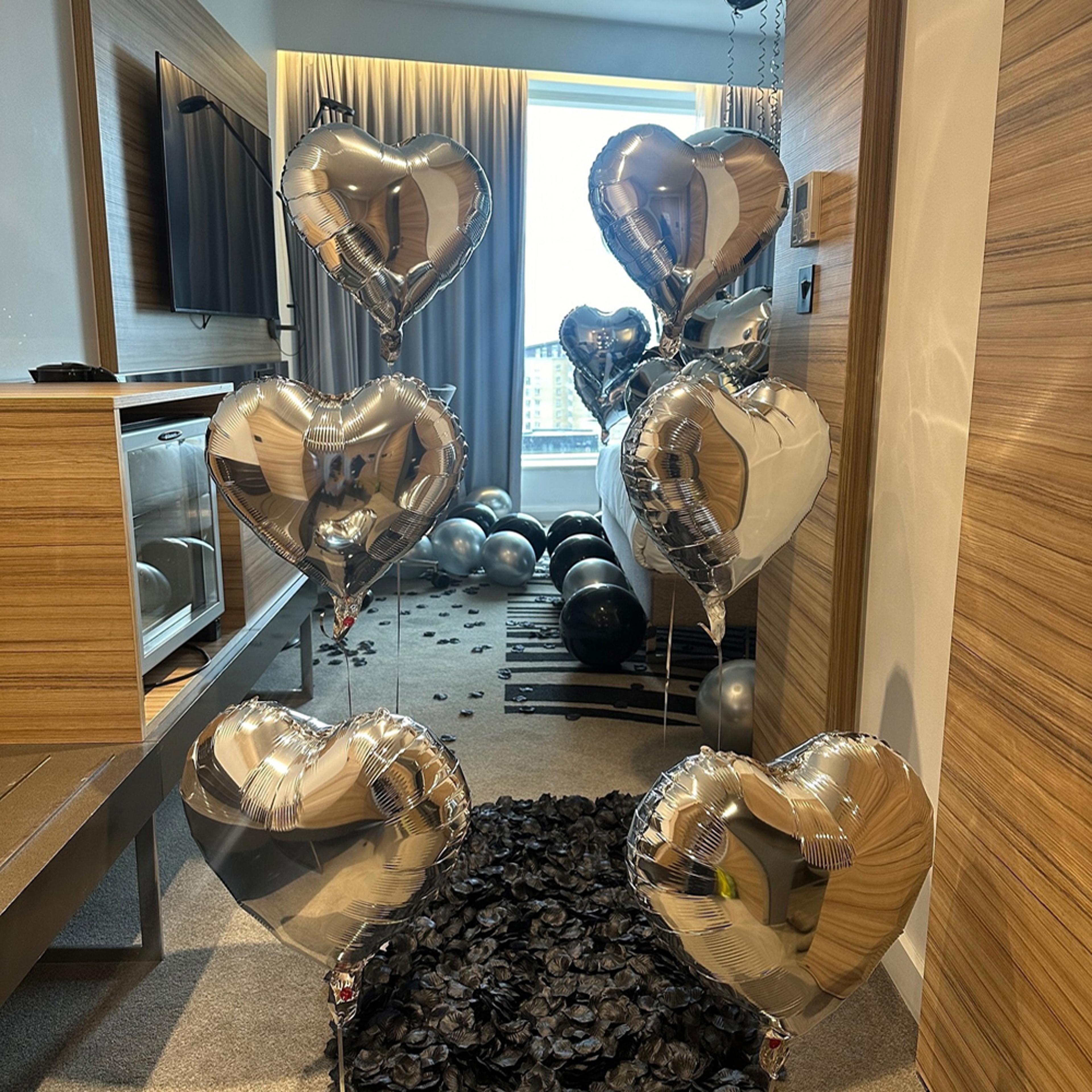 Black Silver Birthday Party Decoration Set With Letter Banner Heart Foil Balloon And Rose Petals 2