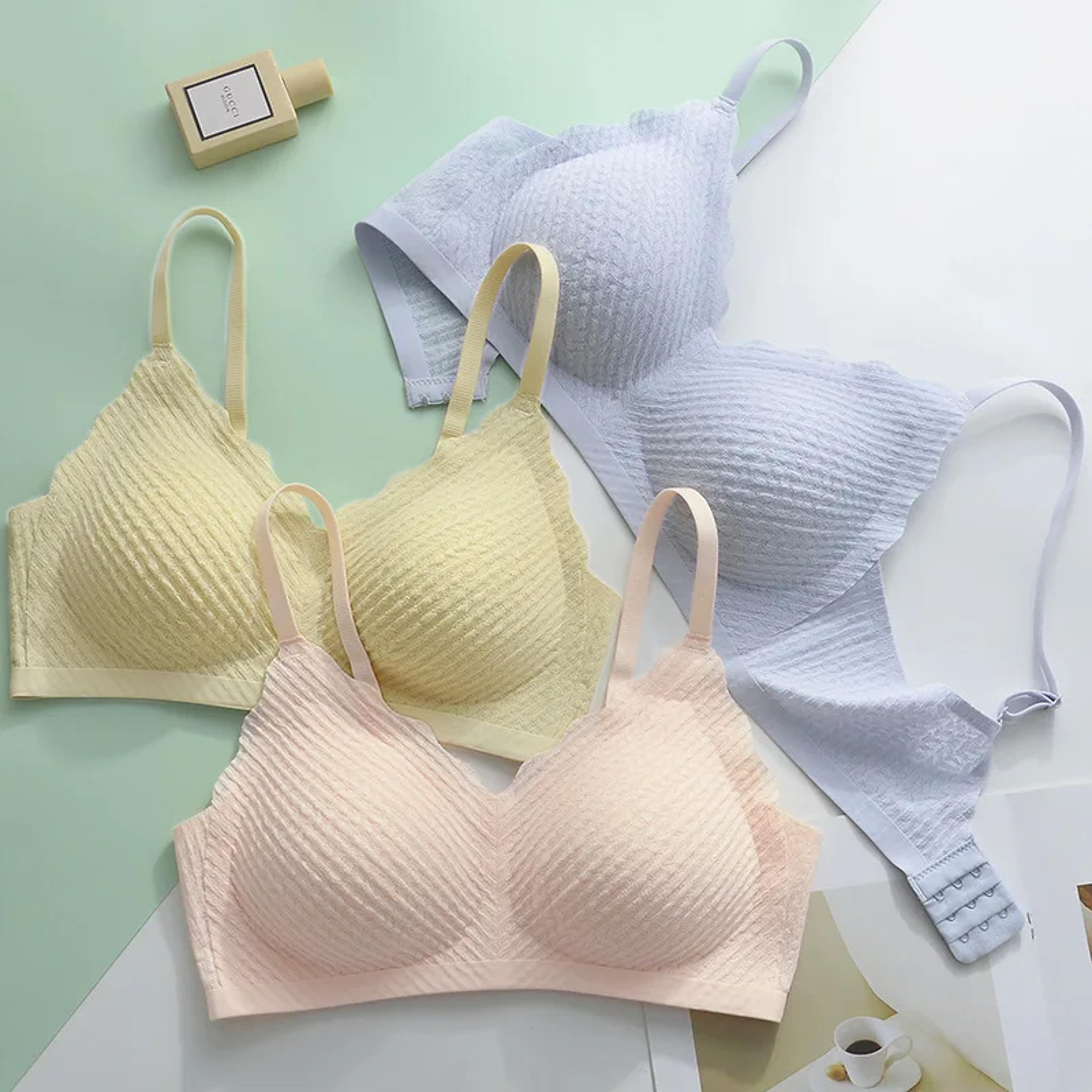 Seamless Wireless Push Up Bra For Women With Lace Detail And Adjustable Straps 1