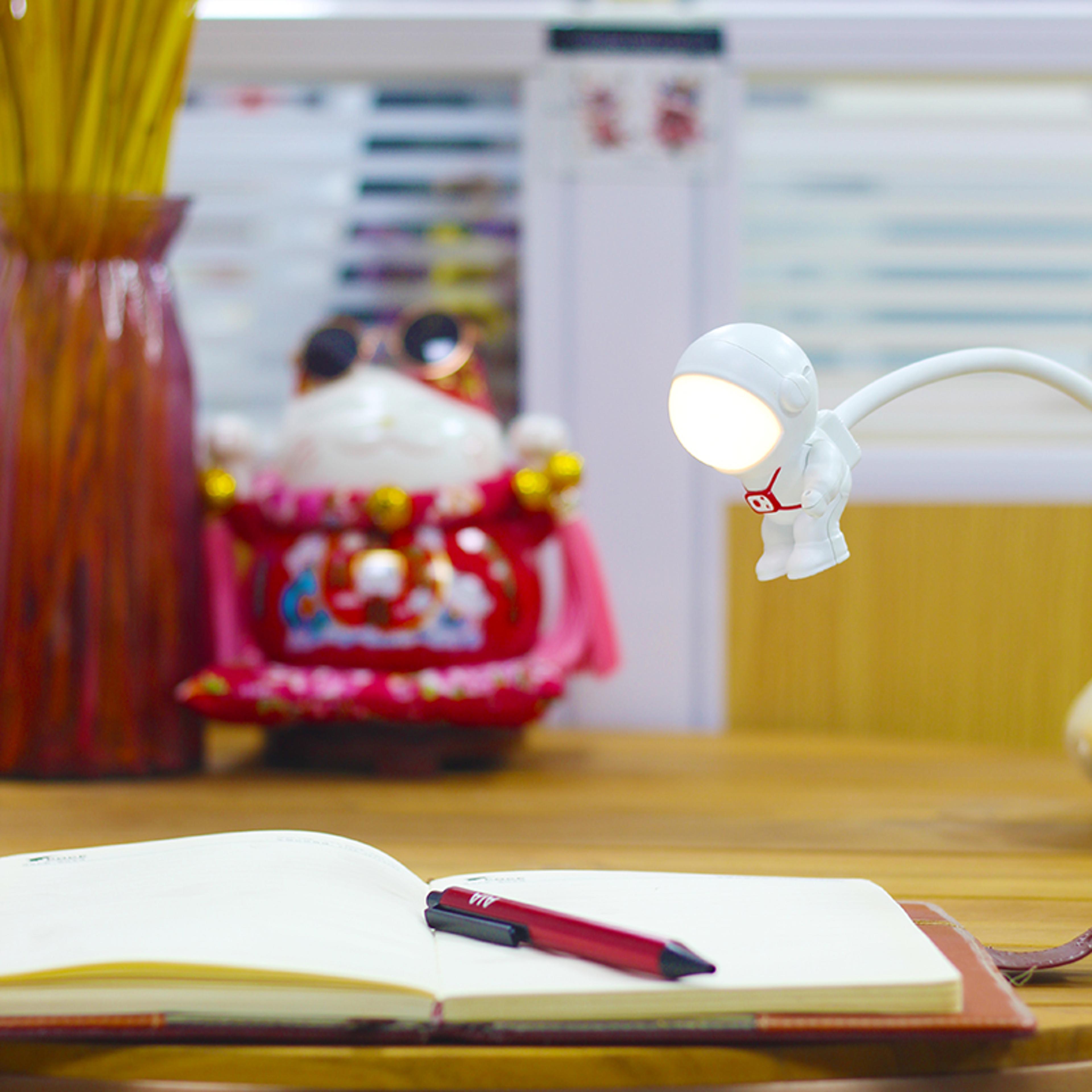 Astronaut USB Night Light  Sound Activated Mini LED Lamp For Bedroom And Desk 4