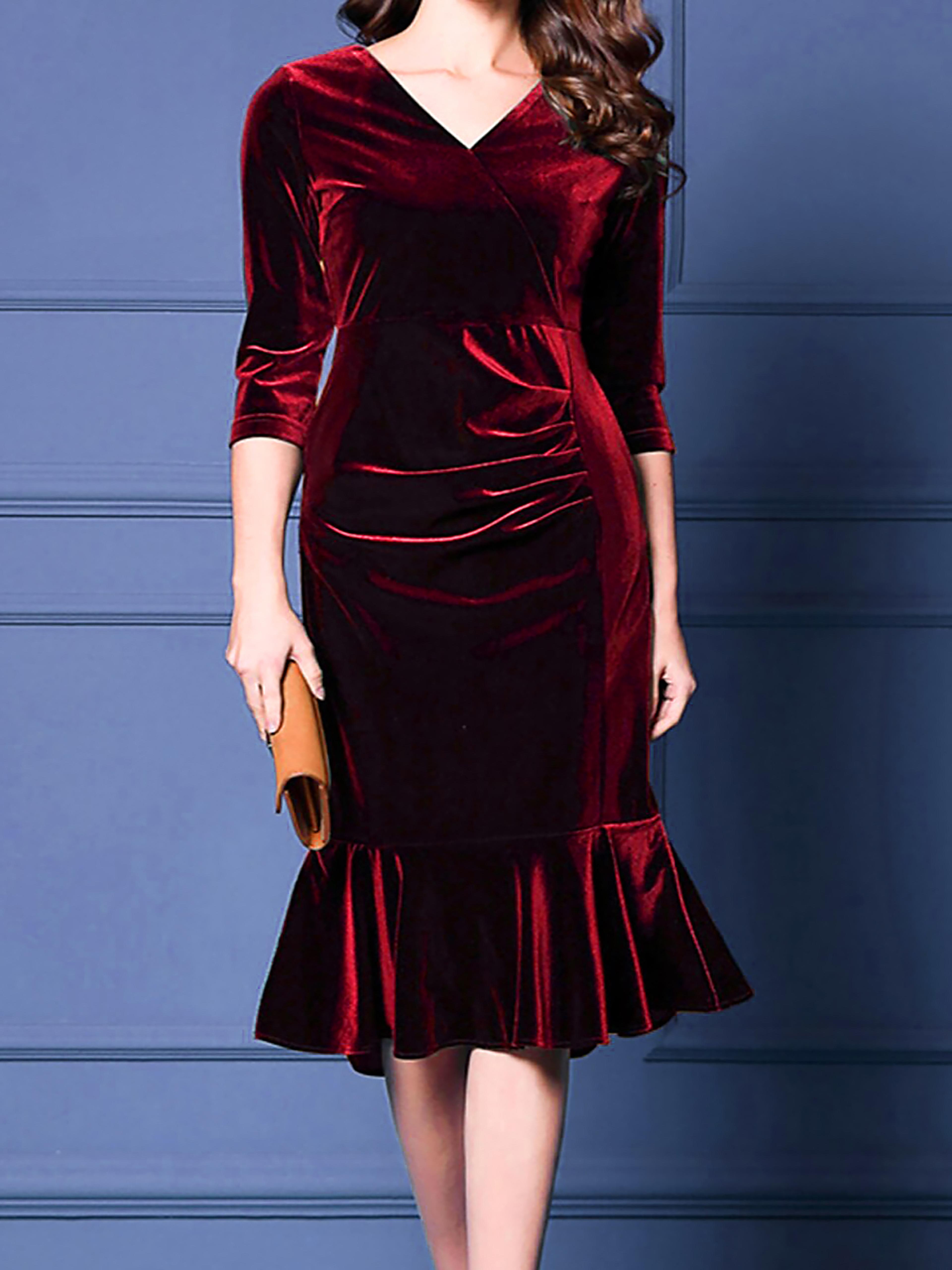 Plus Size Velvet Midi Dress With VNeck And Ruffled Hem 5