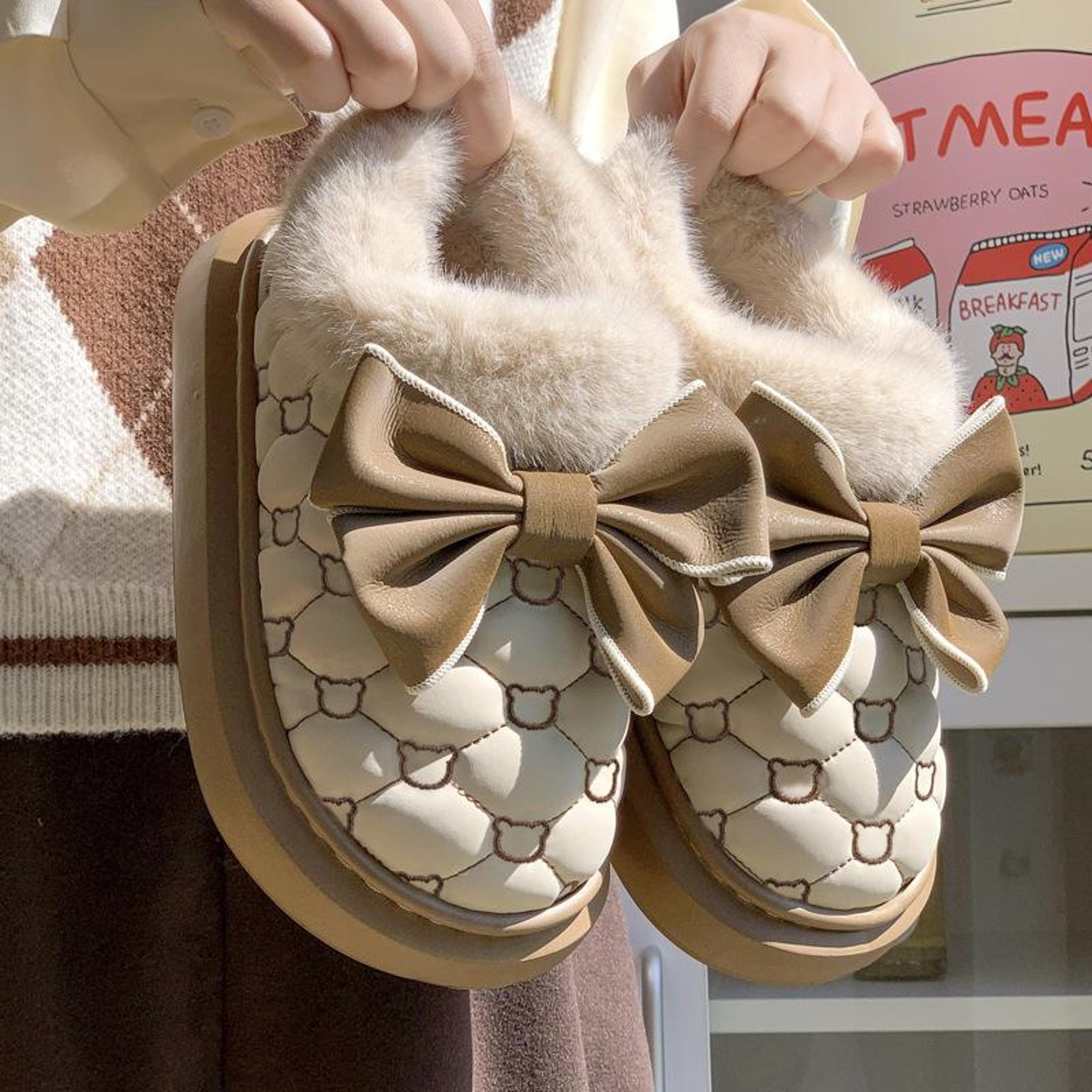 Womens PlushLined Ankle Snow Boots With Bowknot And SlipOn Design 2
