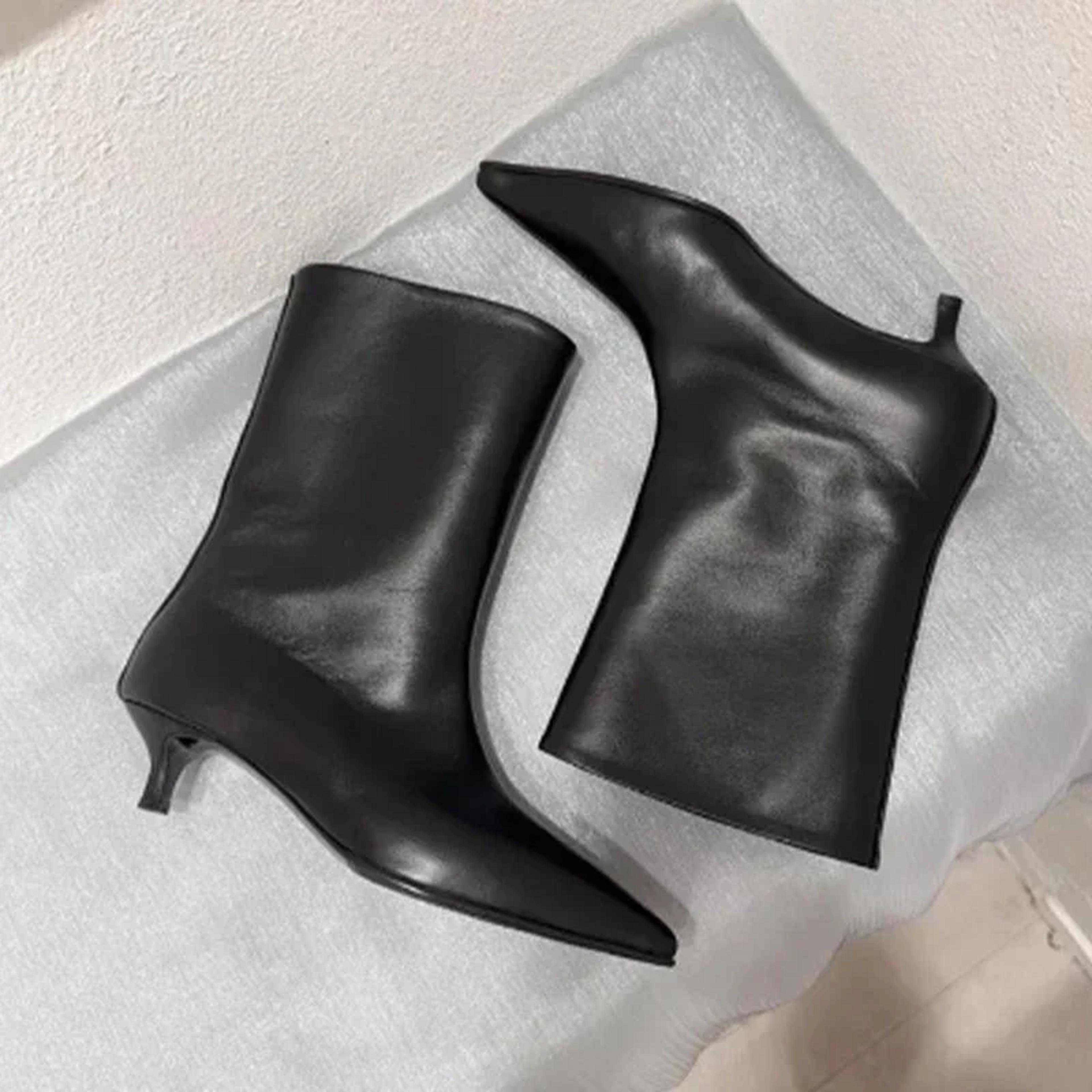Womens Pointed Toe KneeHigh Boots With Low Thin Heels And SlipOn Design 5