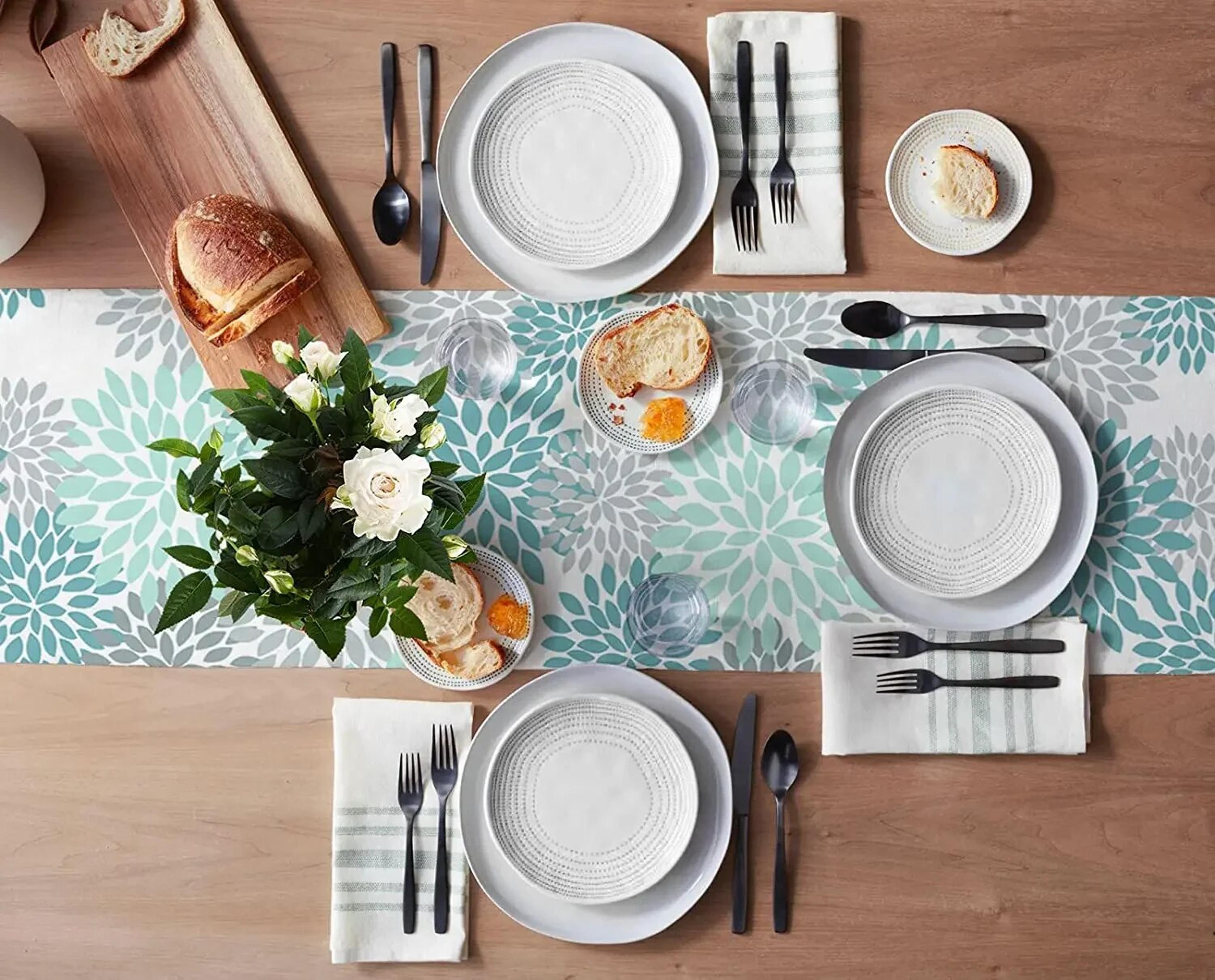 yhfkColorful-Dahila-Flower-Linen-Table-Runners-Kitchen-Table-Decoration-Washable-Dining-Table-Runners-Wedding-Party-Decorations.jpg