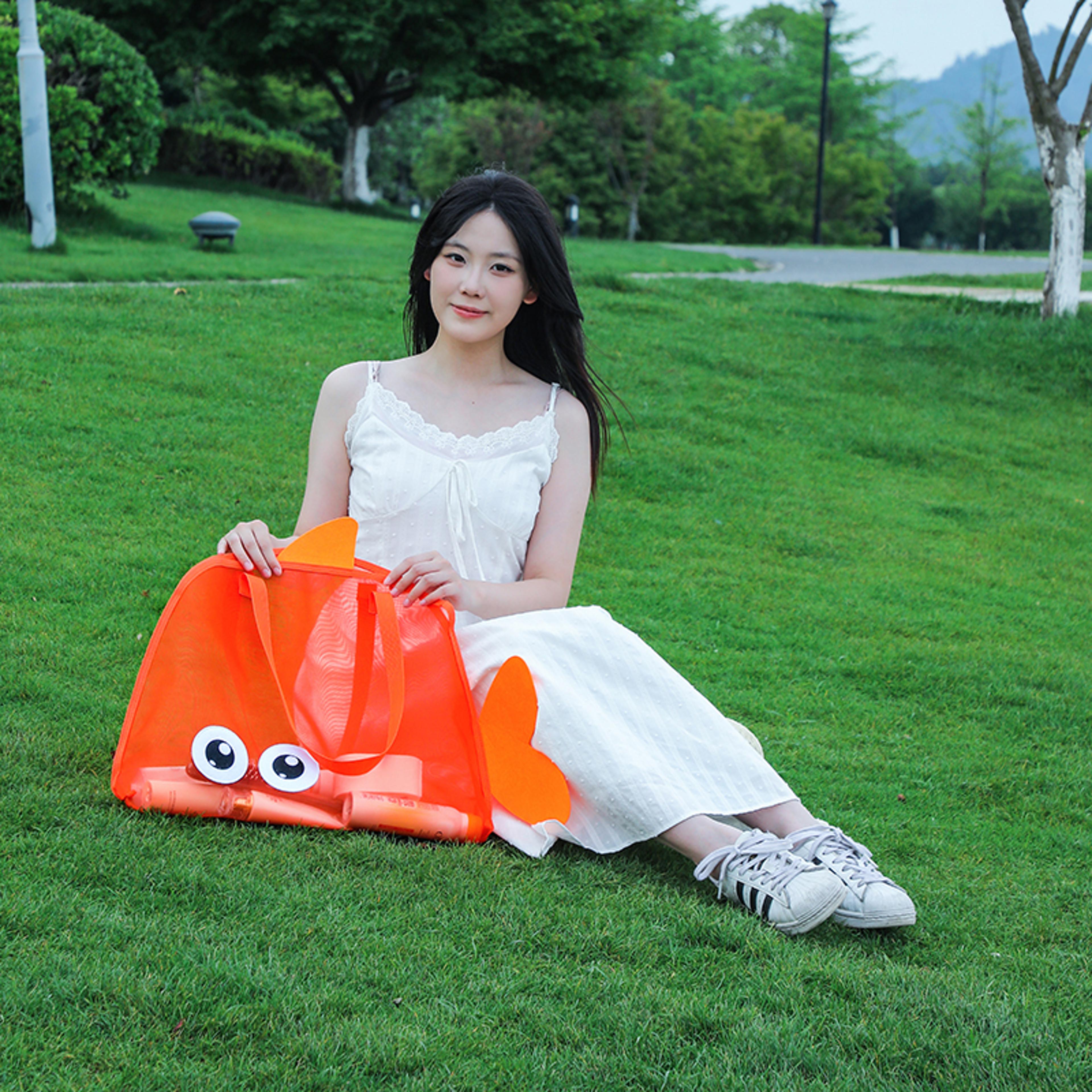 Portable Mesh Beach Toy Bag Large Capacity Foldable Sand Toy Organizer For Travel  Outdoor Use 2