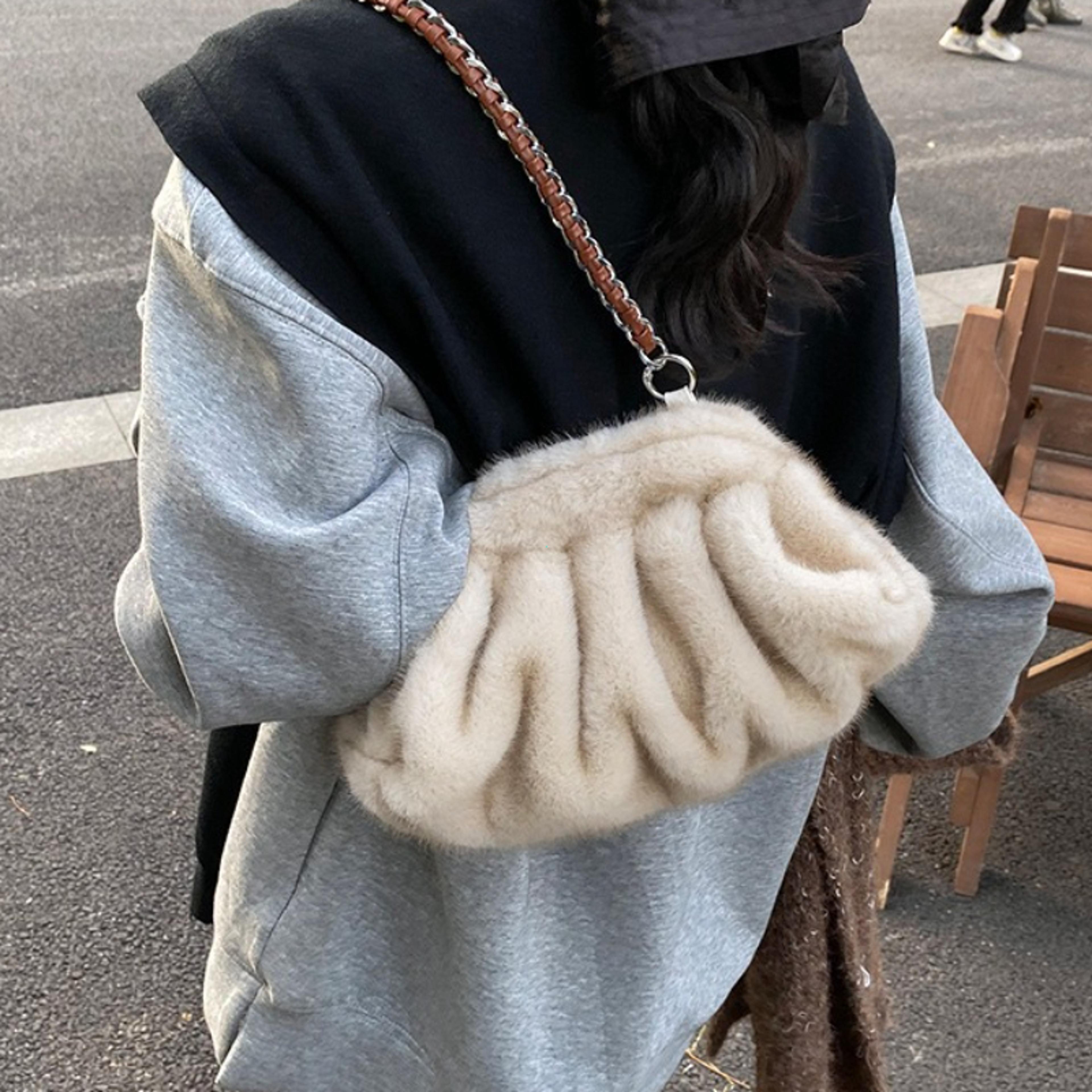 luxury faux fur shoulder bag soft plush hobo winter designer tote