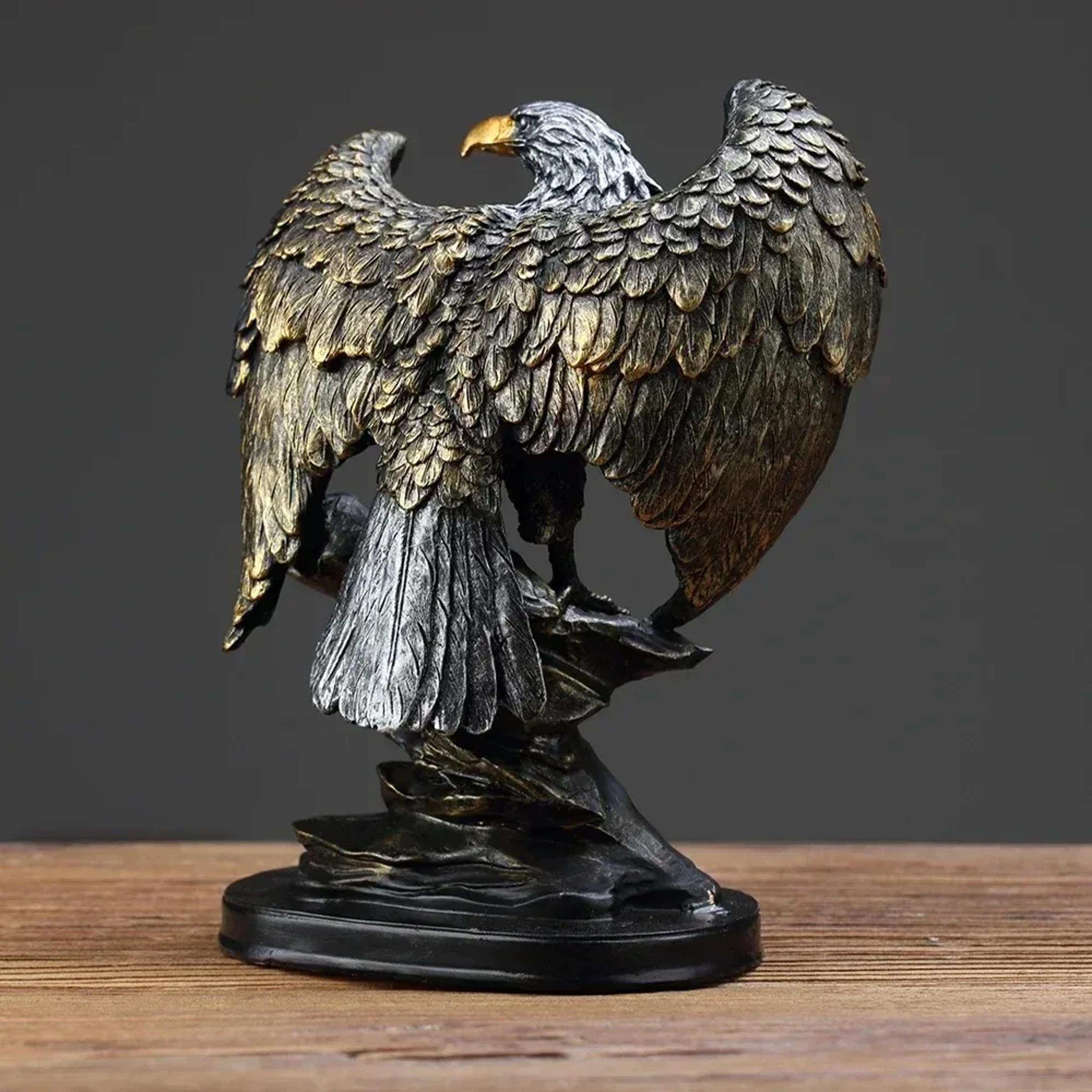Majestic Eagle Statue Resin Desk Decor For Home Office Symbol Of Power And Freedom 4