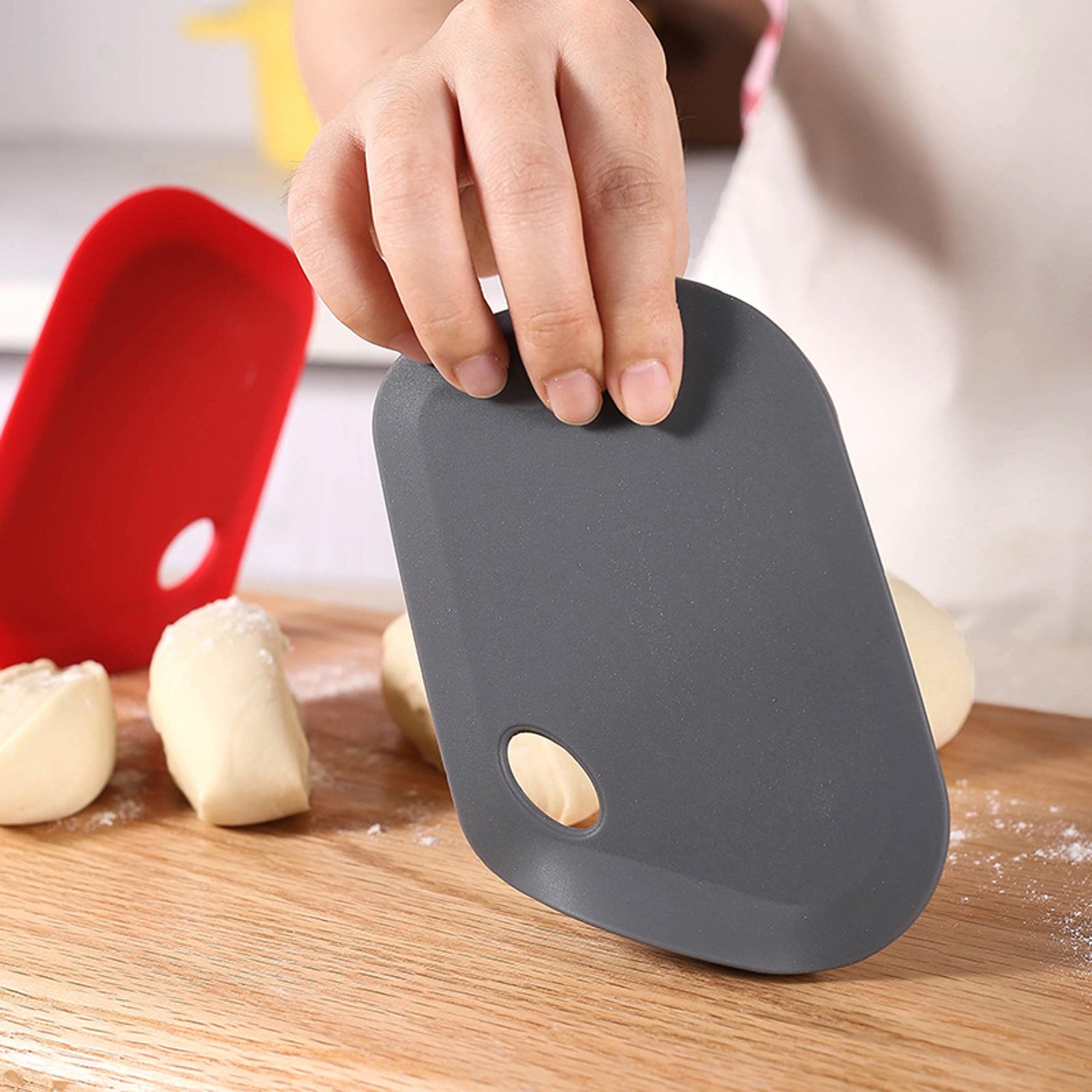 silicone dough scraper cutter for pizza, pastry & bread baking