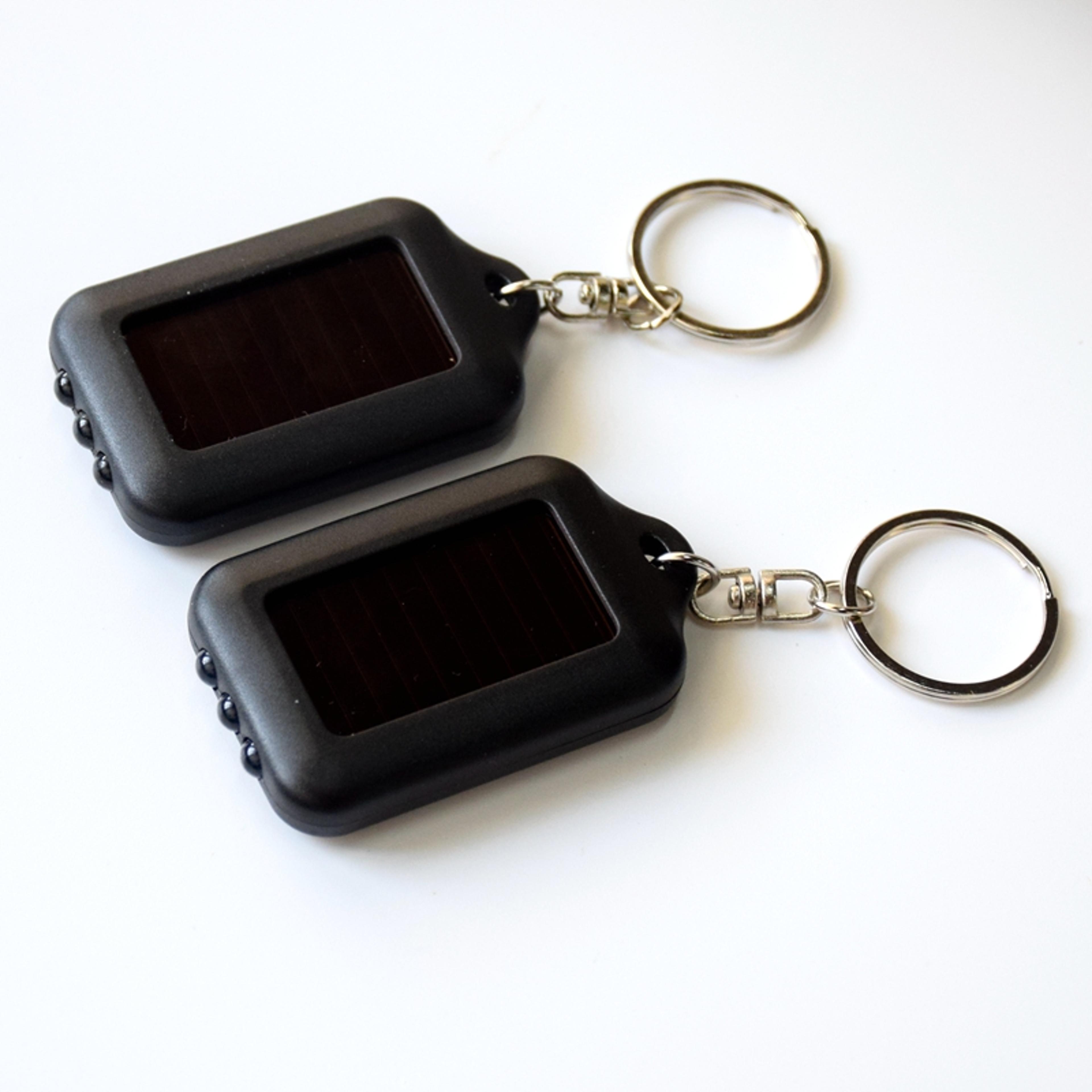 Solar Keychain Flashlight LED Mini Emergency Torch For Camping And Everyday Carry 3
