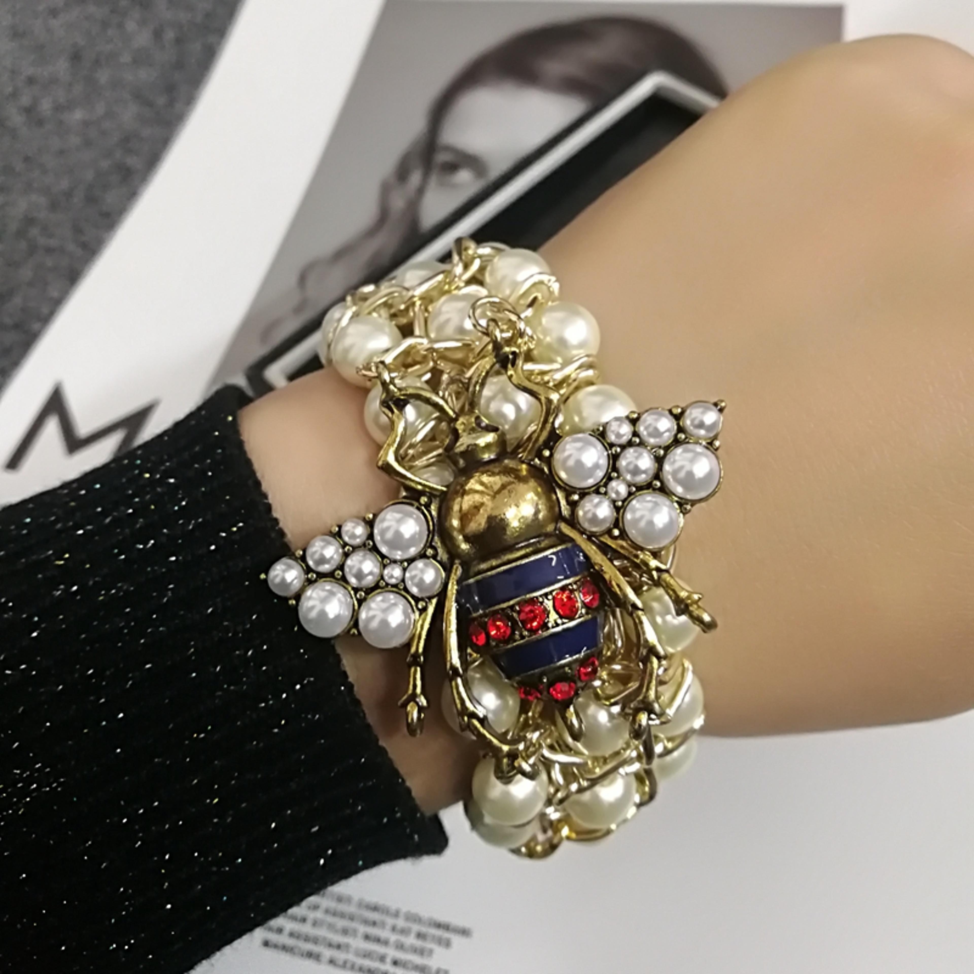 Luxury Handmade Elastic Pearl Bee Bangle Bracelet For Women Designer Party Gift Jewelry 0