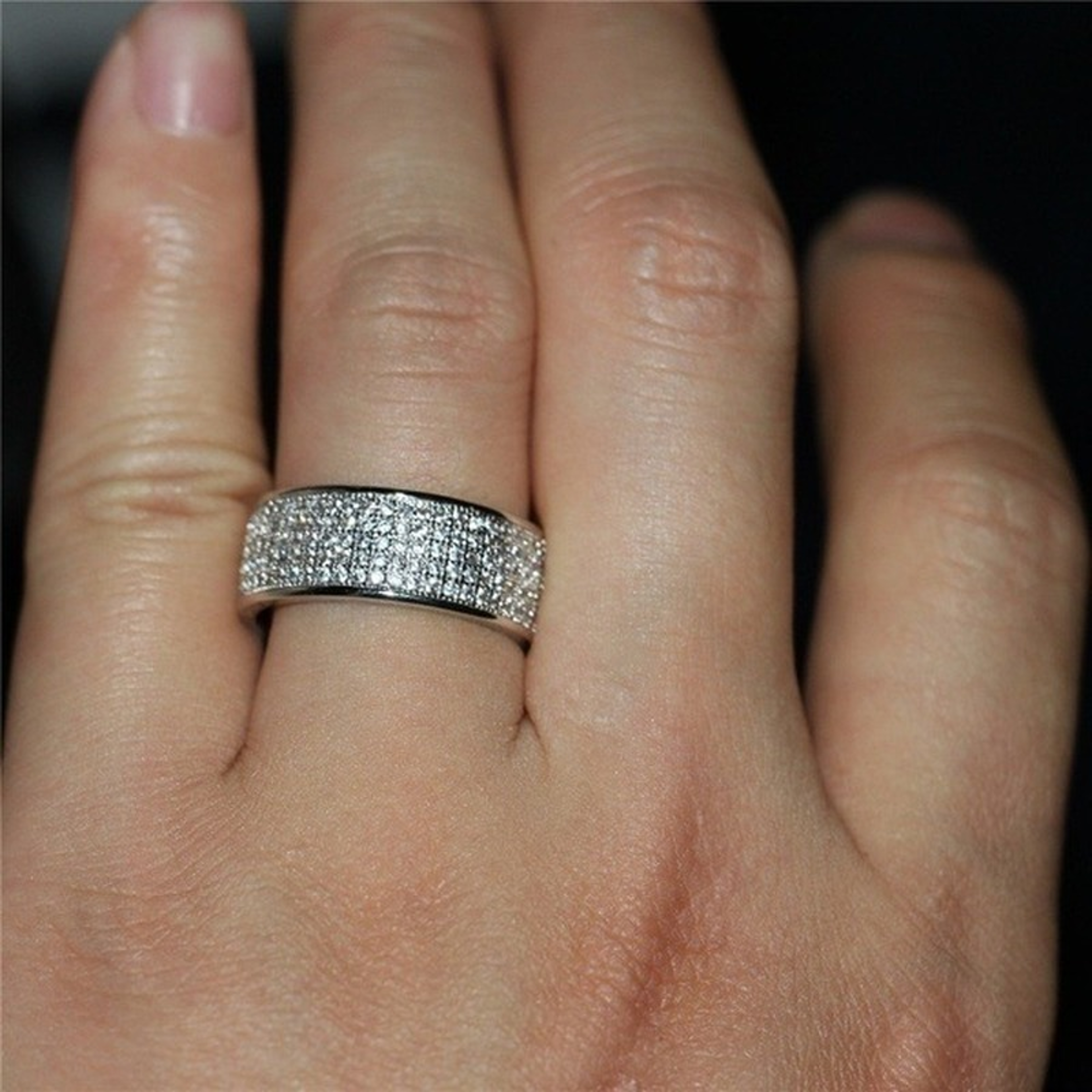 I10WShineSilverandGoldColorWomenRingRoundInlaidWhiteZirconRingforWomenMenEngagementj