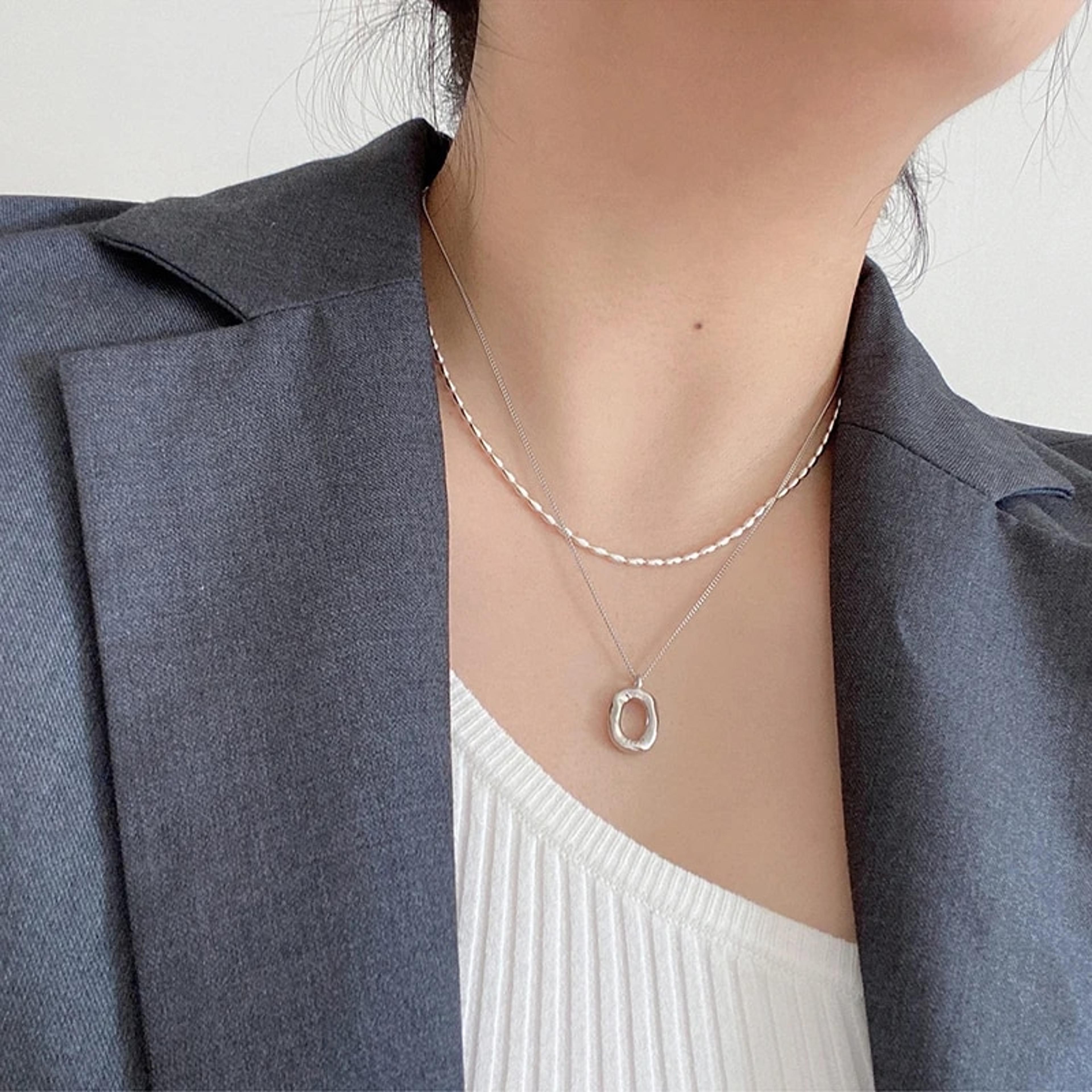 yaK4925-Sterling-Silver-Necklace-With-Simple-Geometric-Beads-Choker-Shiny-And-Delicate-Collarbone-Chain-For-Women.jpg