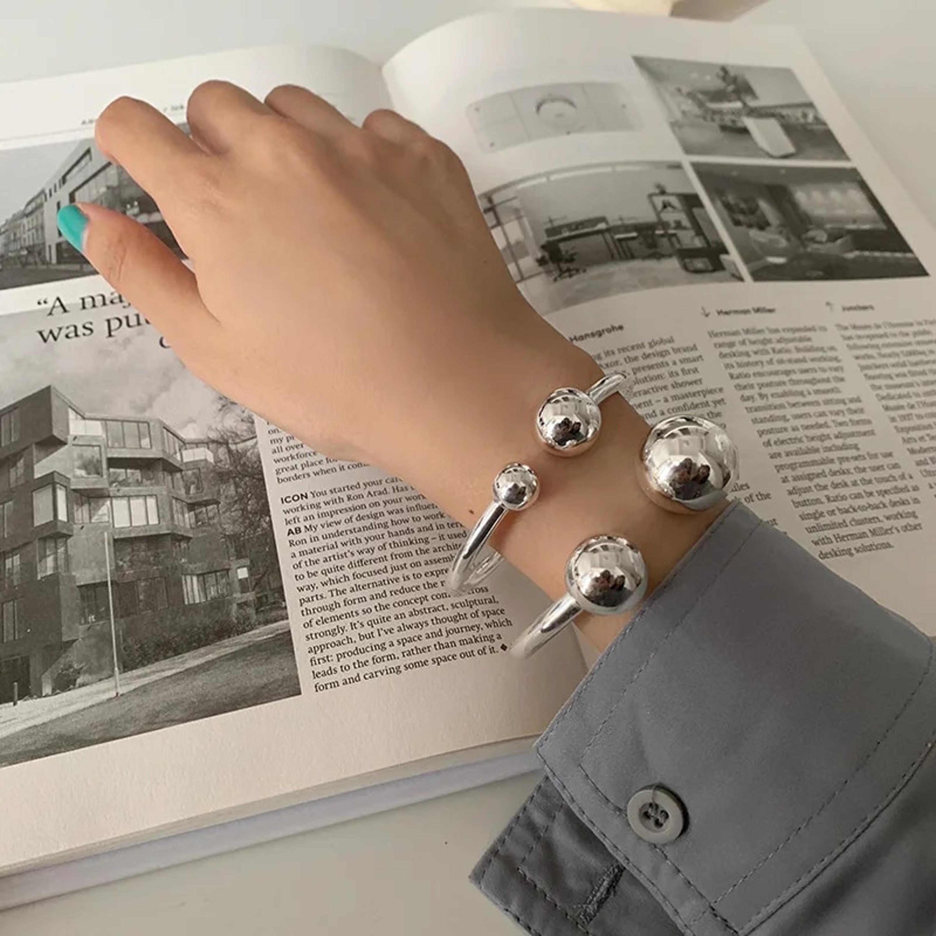 AoYJNew-Arrival-100-925-Sterling-Silver-Hot-Sell-Simple-Two-Ball-Design-Lady-Bangle-Wholesale-Jewelry.jpg