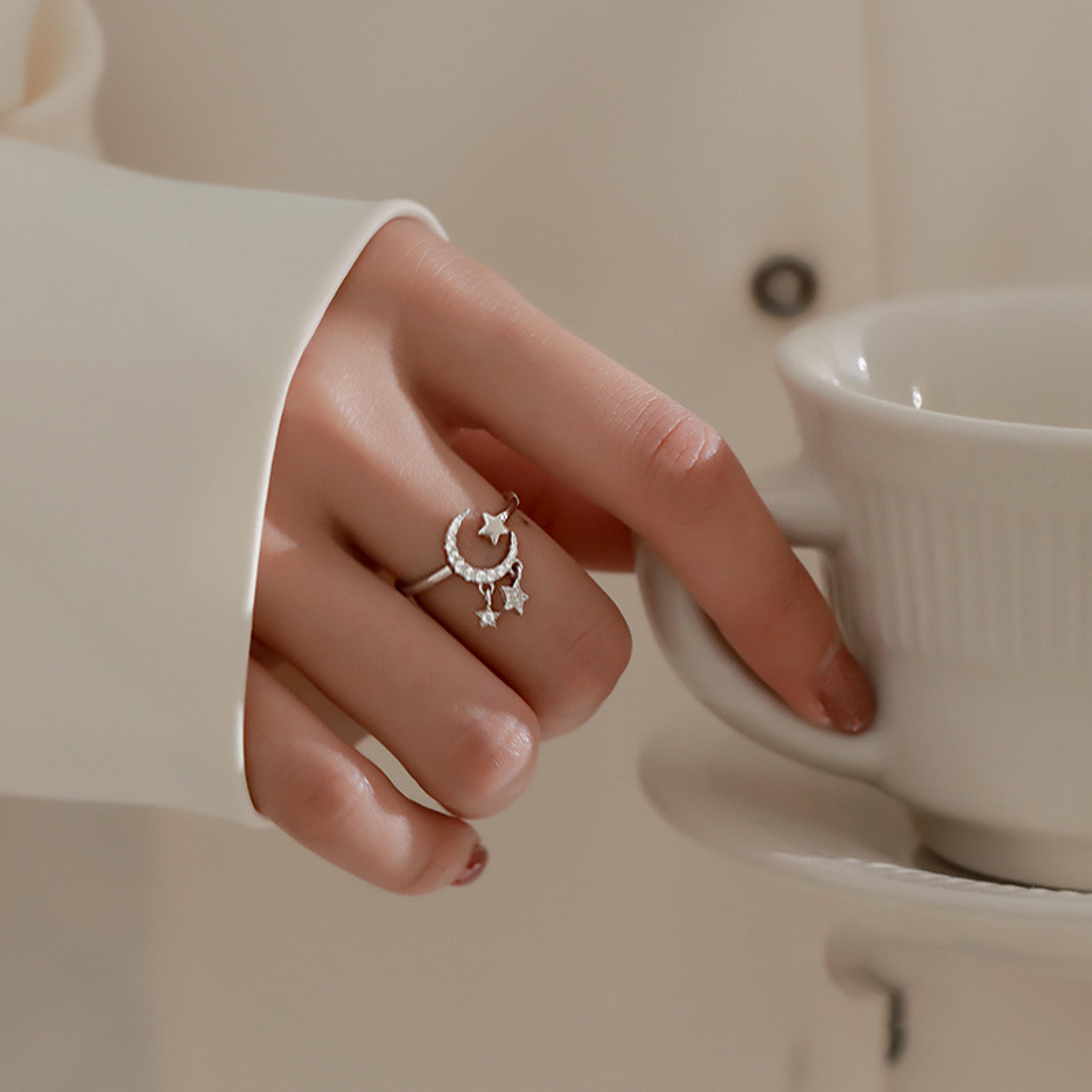 rA8pVENTFILLE-925-Sterling-Silver-Moon-Tassel-Opening-Female-Fashion-Ins-Ring-Dropship-Wholesale.jpg