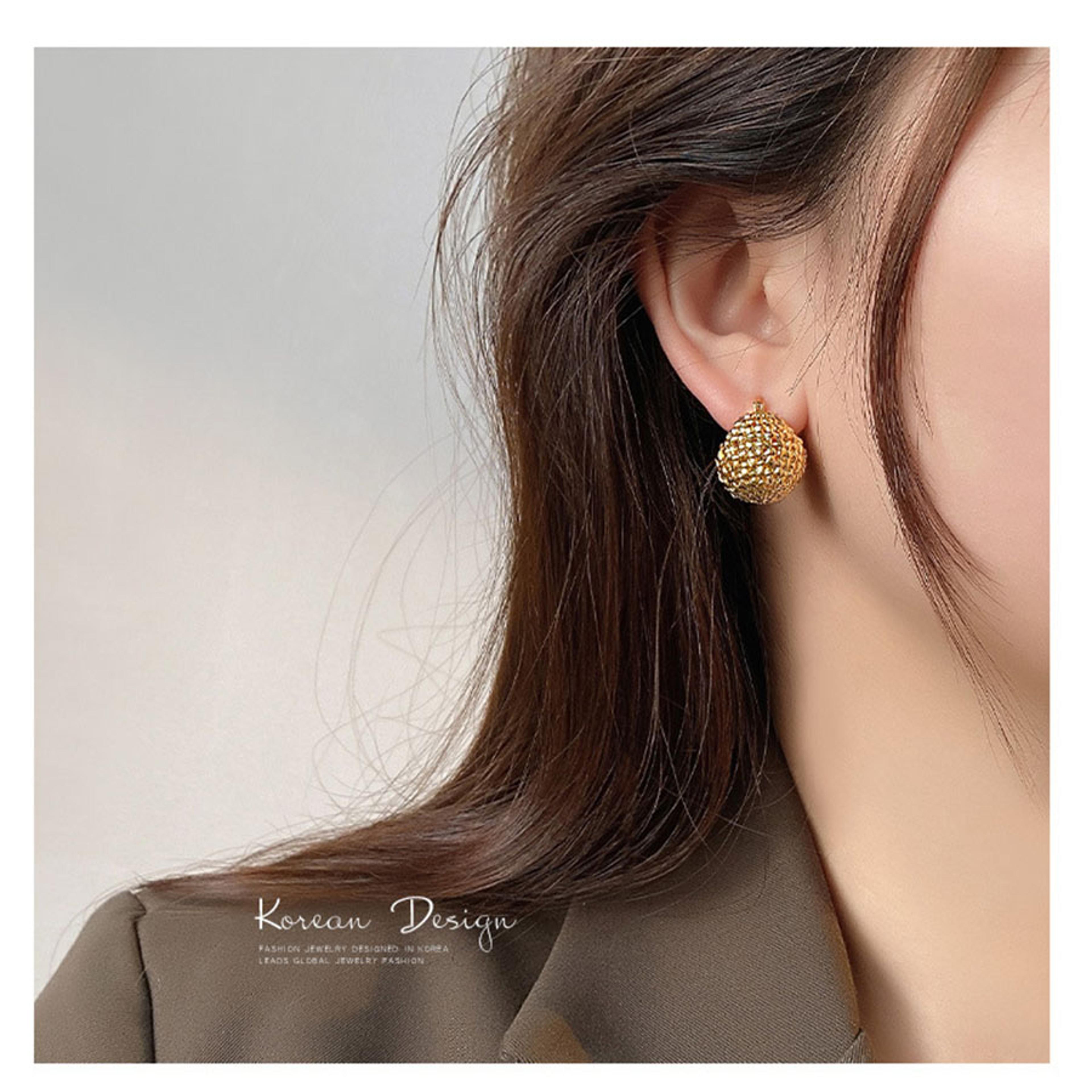 Simple Thick Round Ball Hoop Earrings Gold Chunky Hoop Earrings Lightweight Gold Earrings 3