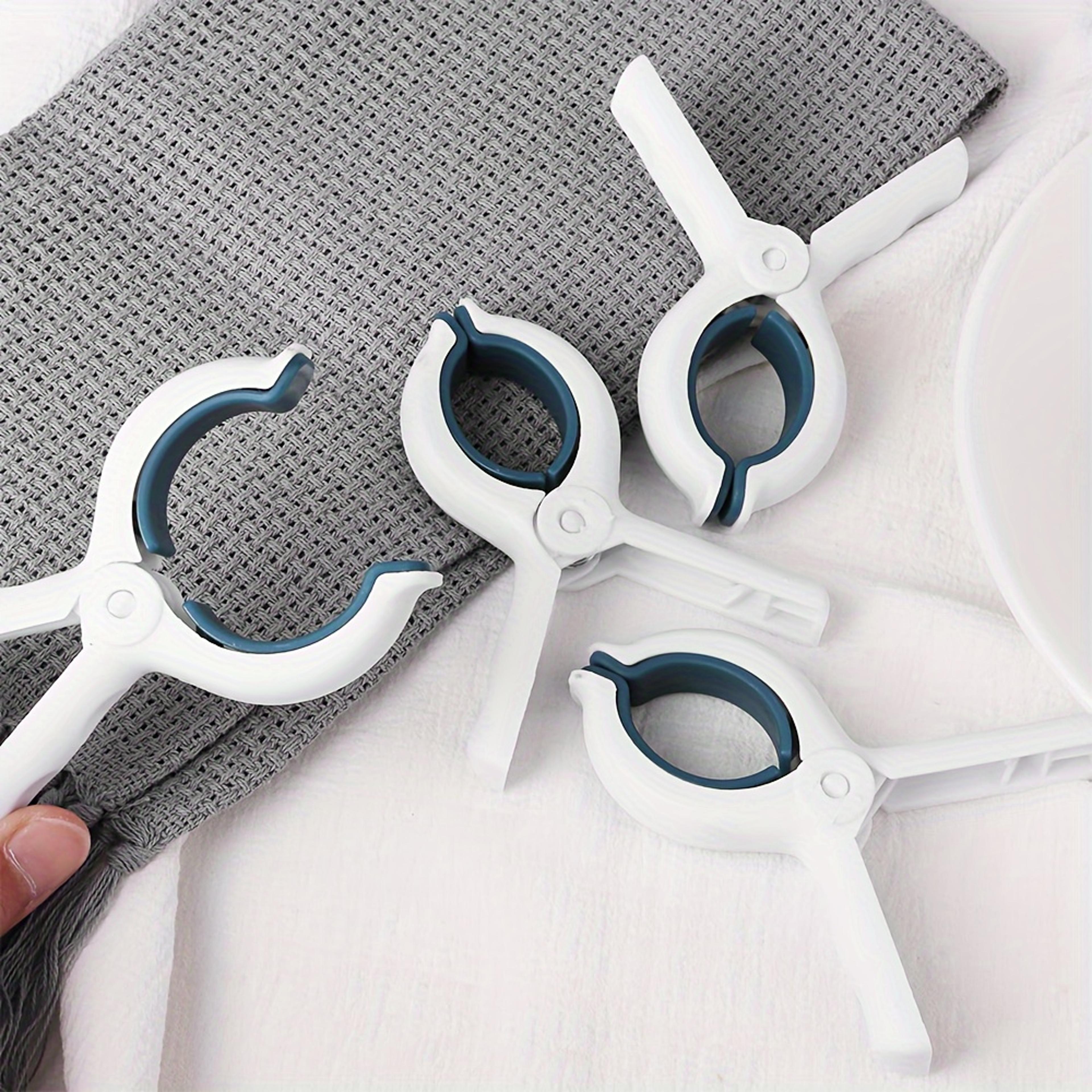 Beach Towel Clips HeavyDuty Plastic Clothes Pins Quilt Drying Clips 4