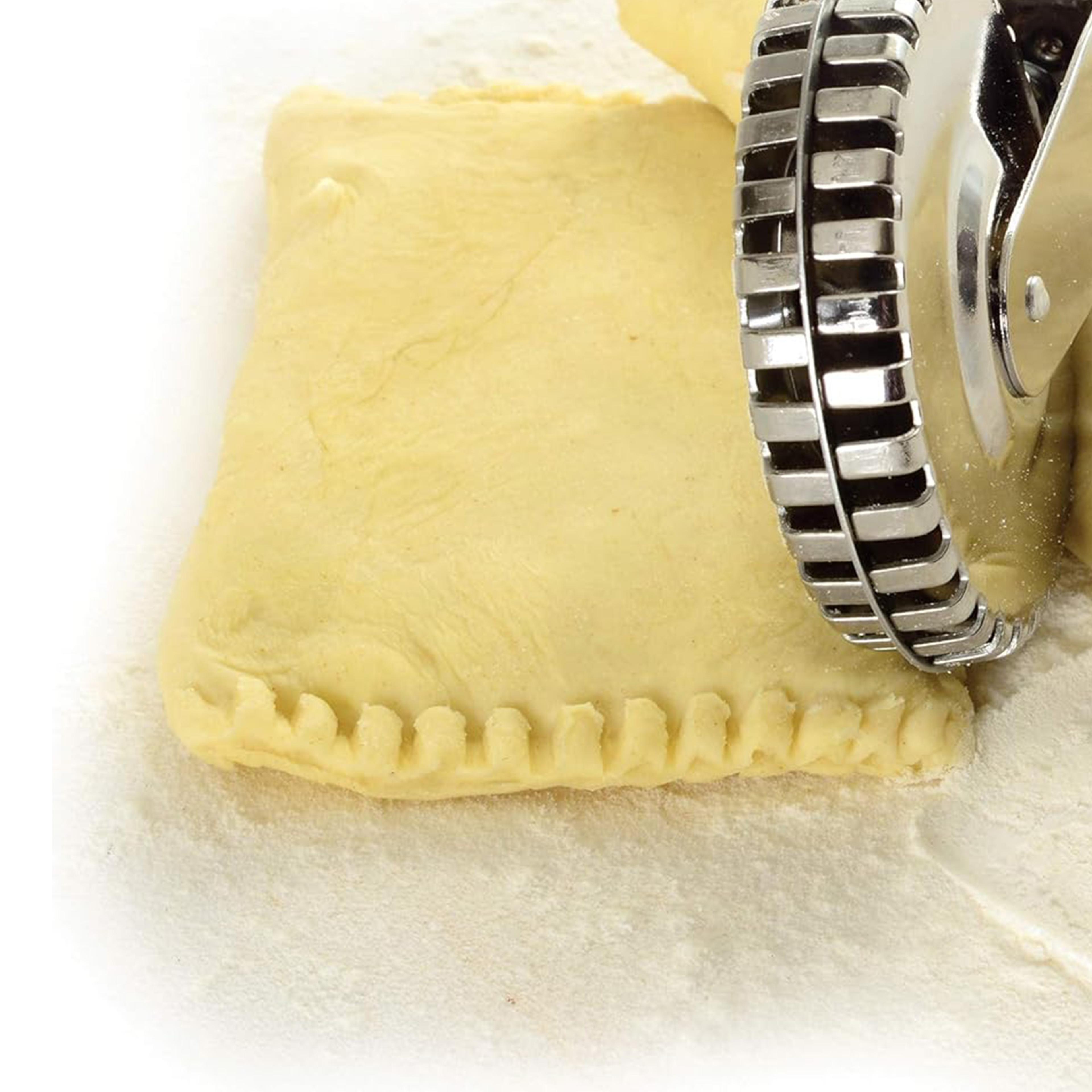 DoubleSided Rolling Lace Cutting Knife Stainless Steel Pastry Roller Pie Filling Embossing Tool 4