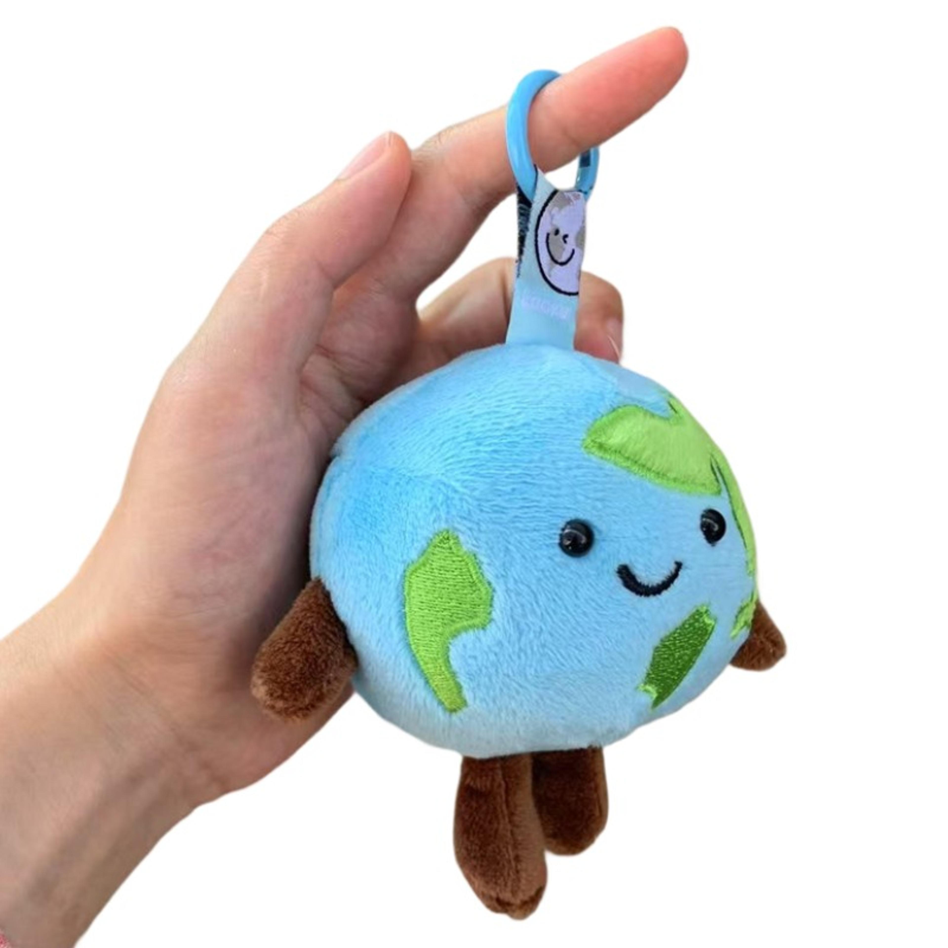 Cute Cartoon Earth Keychain Plushie  Soft Earth Doll For Backpack Decoration 2
