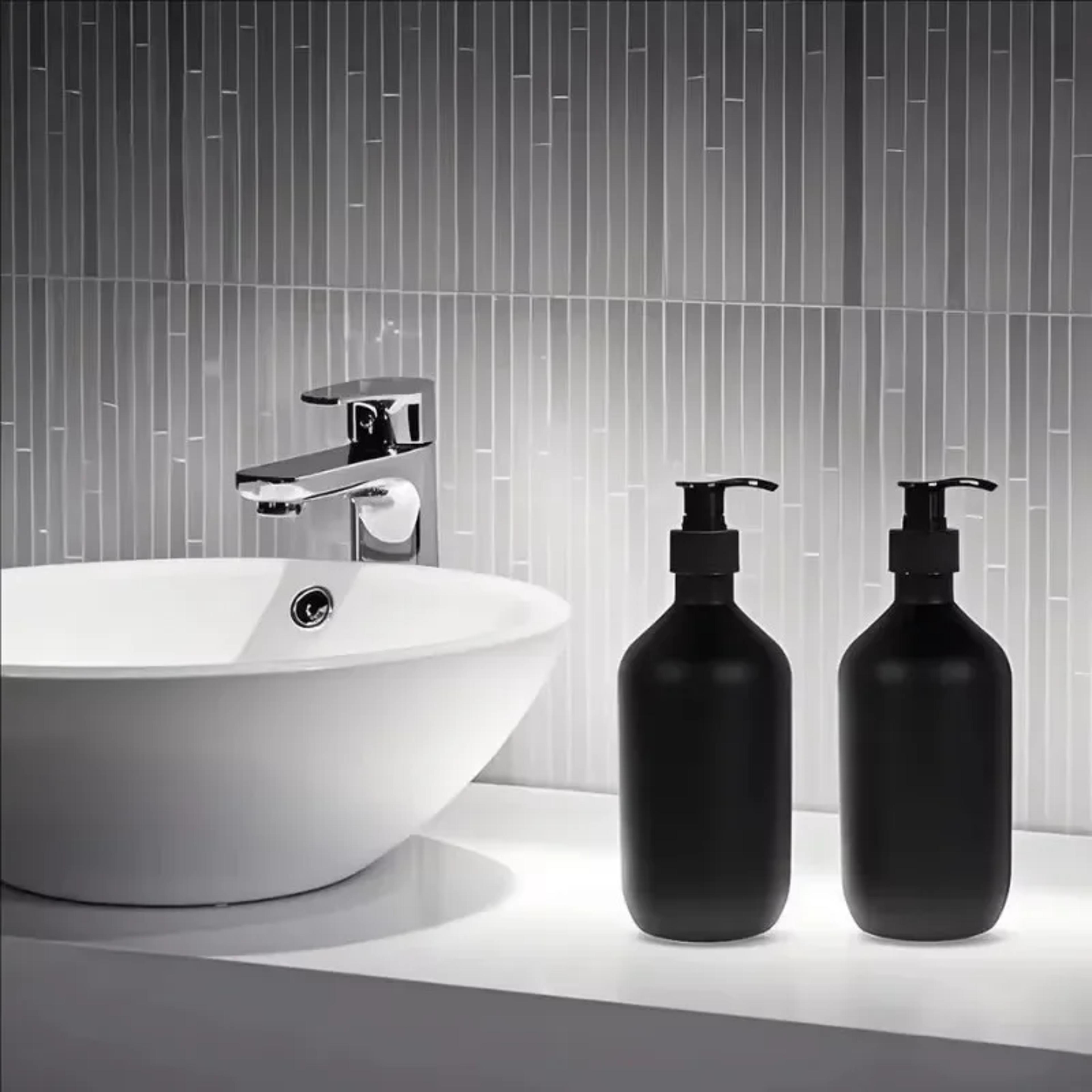 Matte Black Liquid Soap Dispenser Refillable Shampoo Conditioner And Lotion Container For Bathroom  3