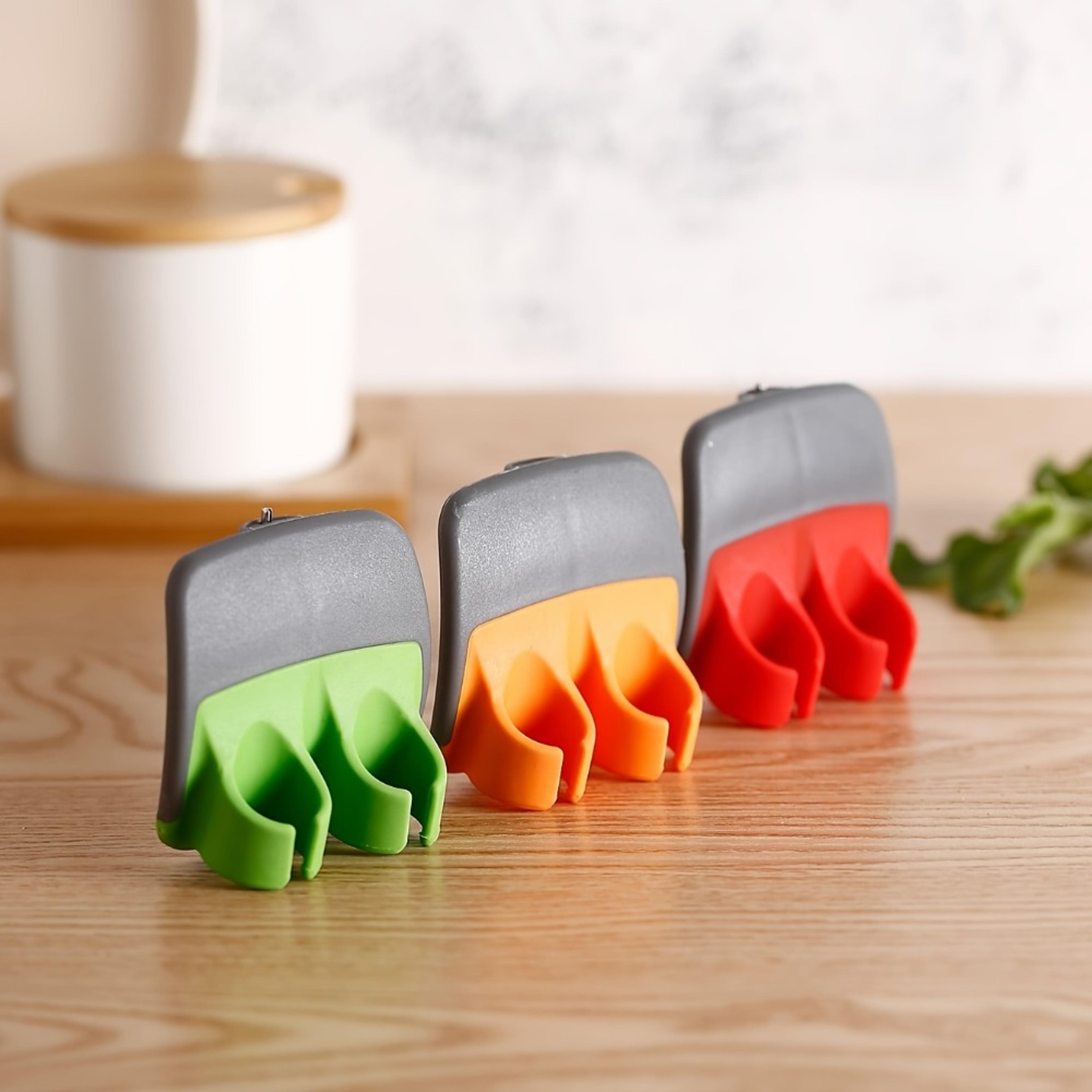 Vegetable Peeler With NonSlip Rubber Grip Stainless Steel Blade Safe For Carrots Pumpkin And More 3
