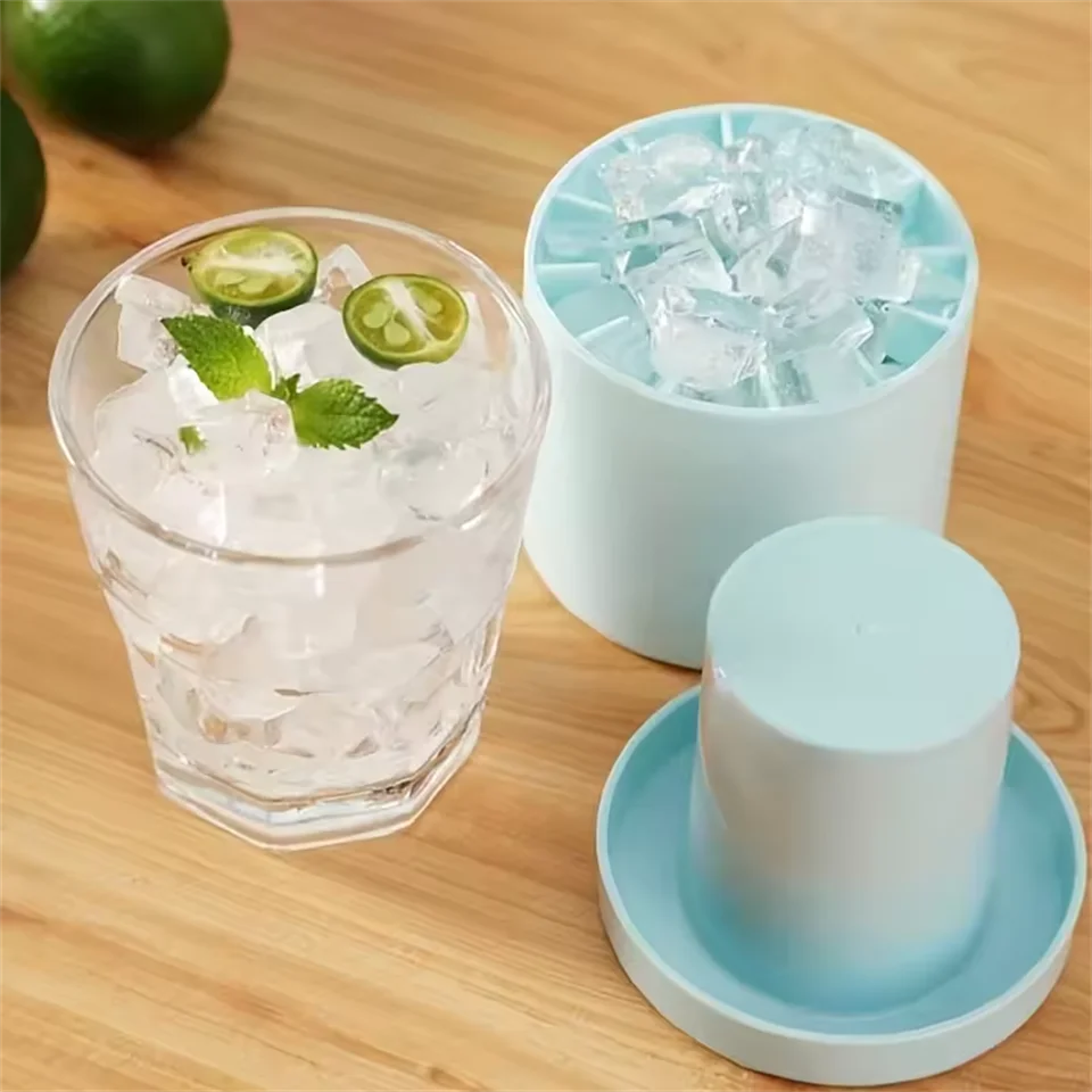 FoodGrade Silicone Ice Cube Mold With Lattice Design Quick Freezing Ice Storage Box For Home Use 4