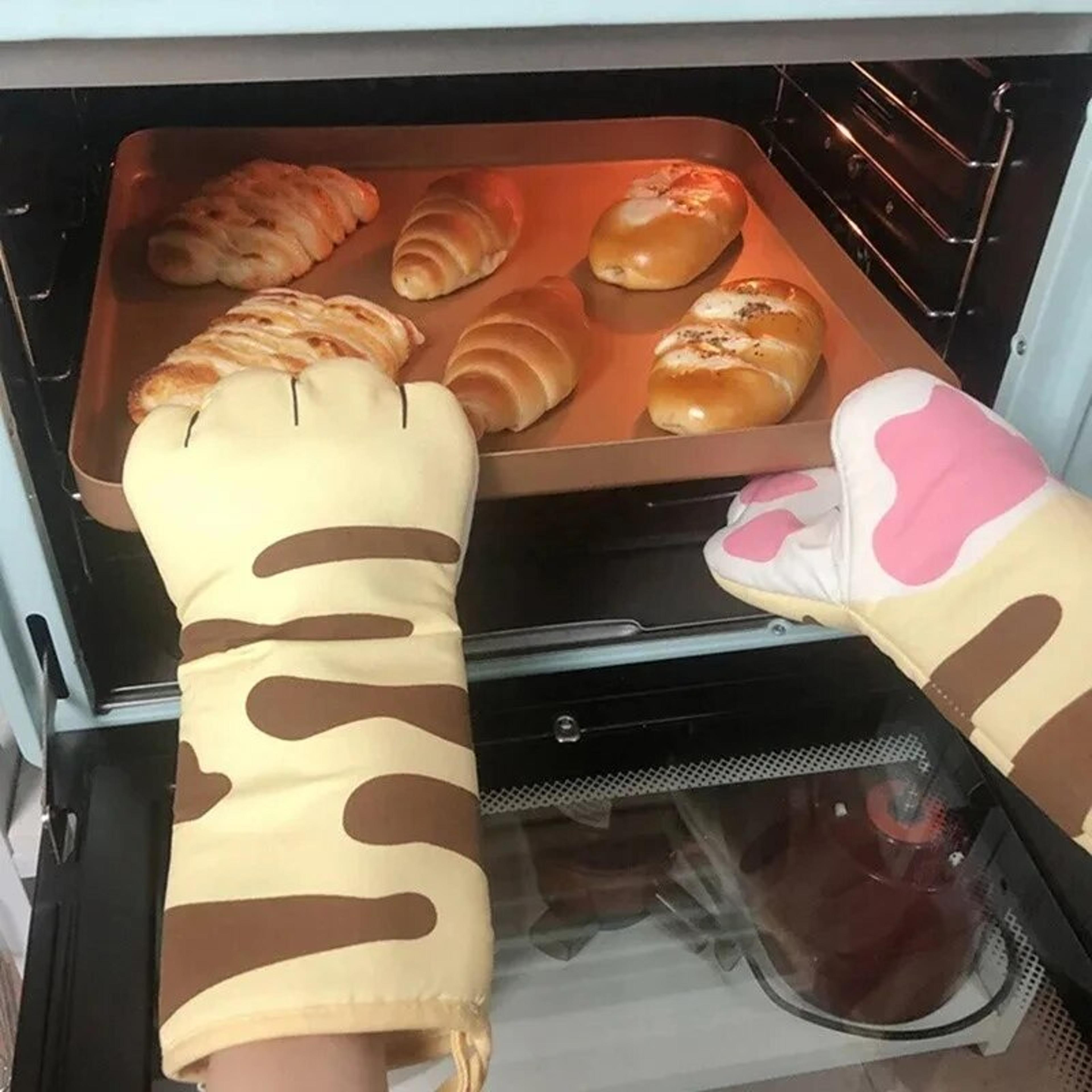 cat paws heat resistant cotton gloves long, insulated, non-slip kitchen gloves for baking