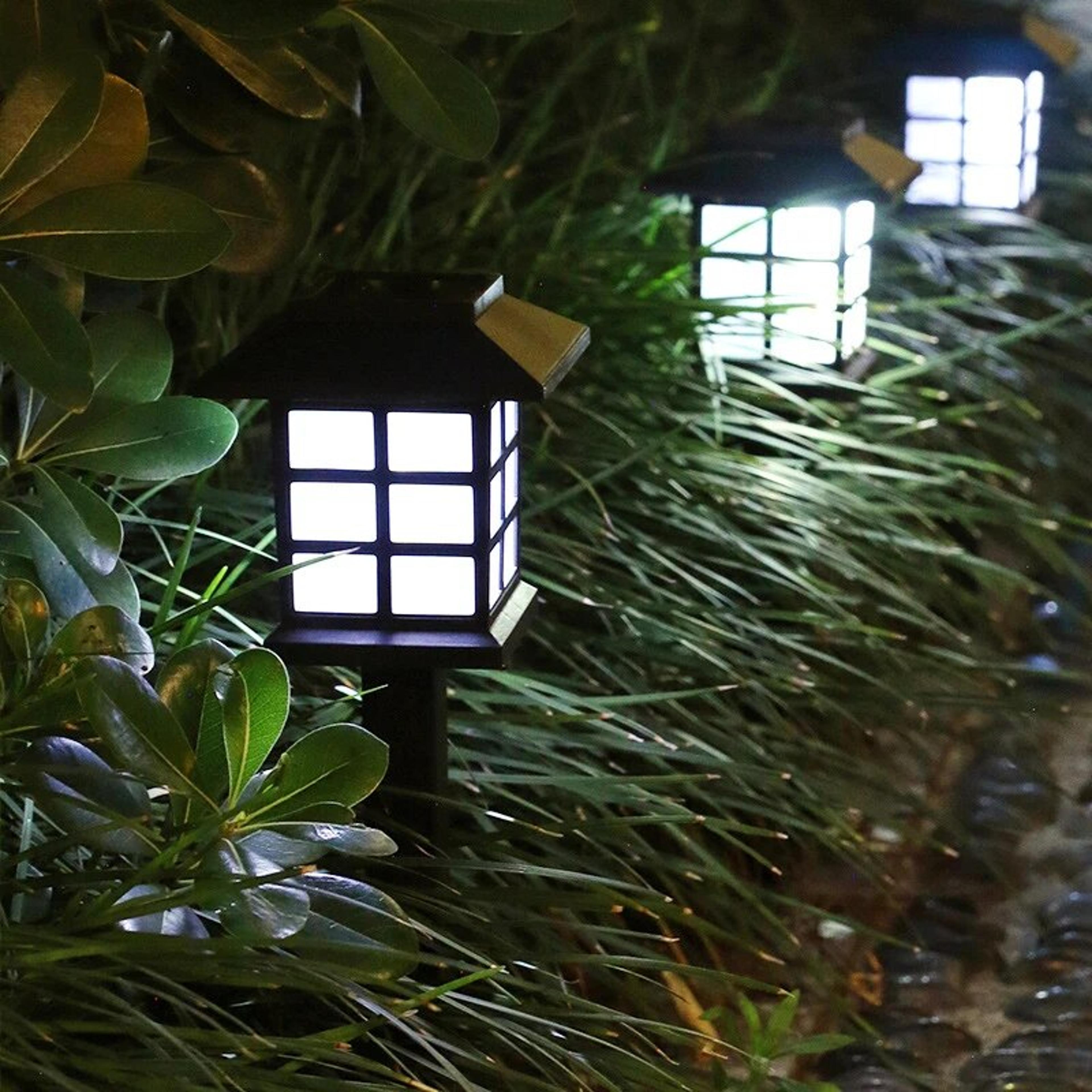 solar pathway lights waterproof outdoor solar lamp for garden, patio, walkway, and driveway lighting