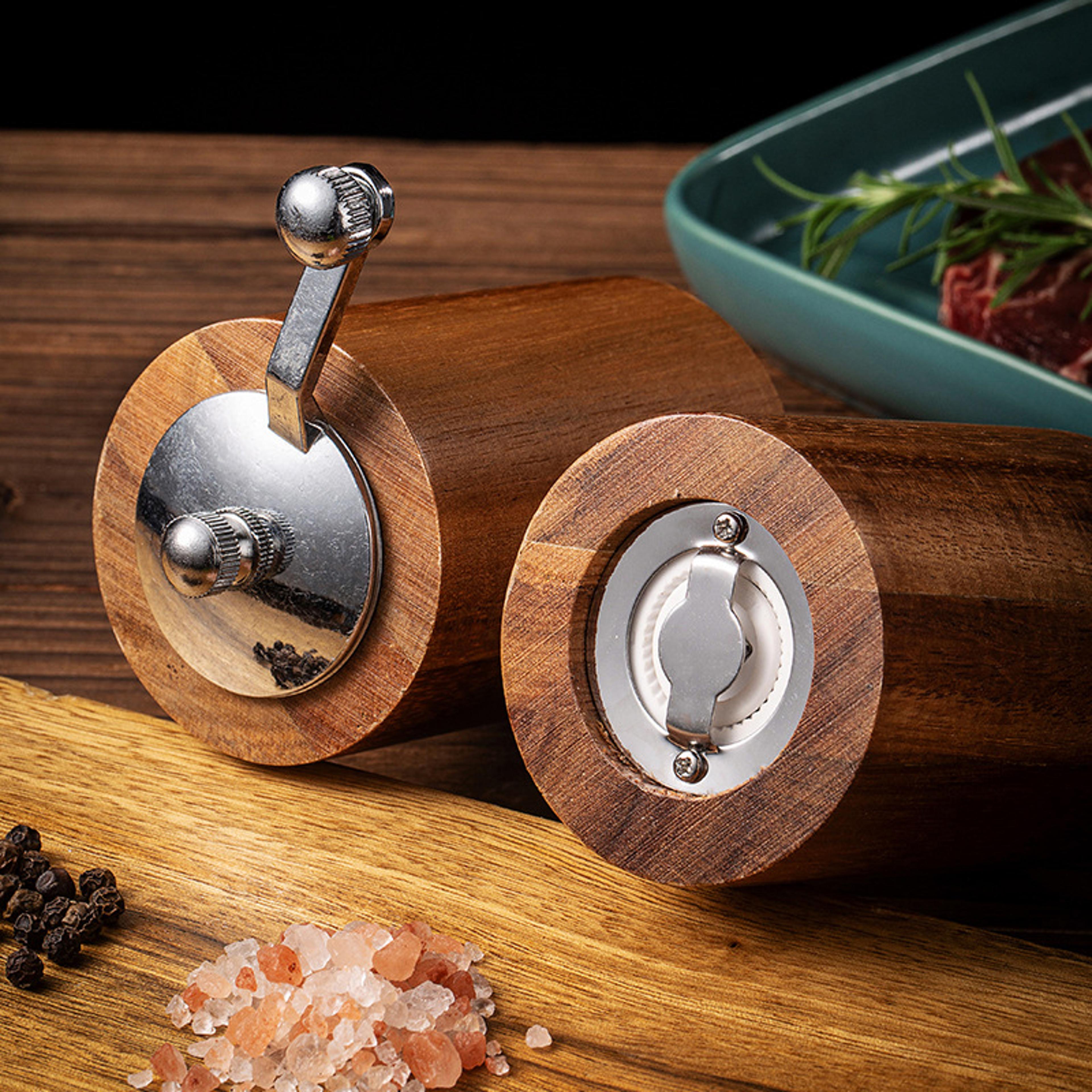 Premium Hand Cranked Pepper Grinder Solid Wood Manual Salt  Pepper Mill For Kitchen 1