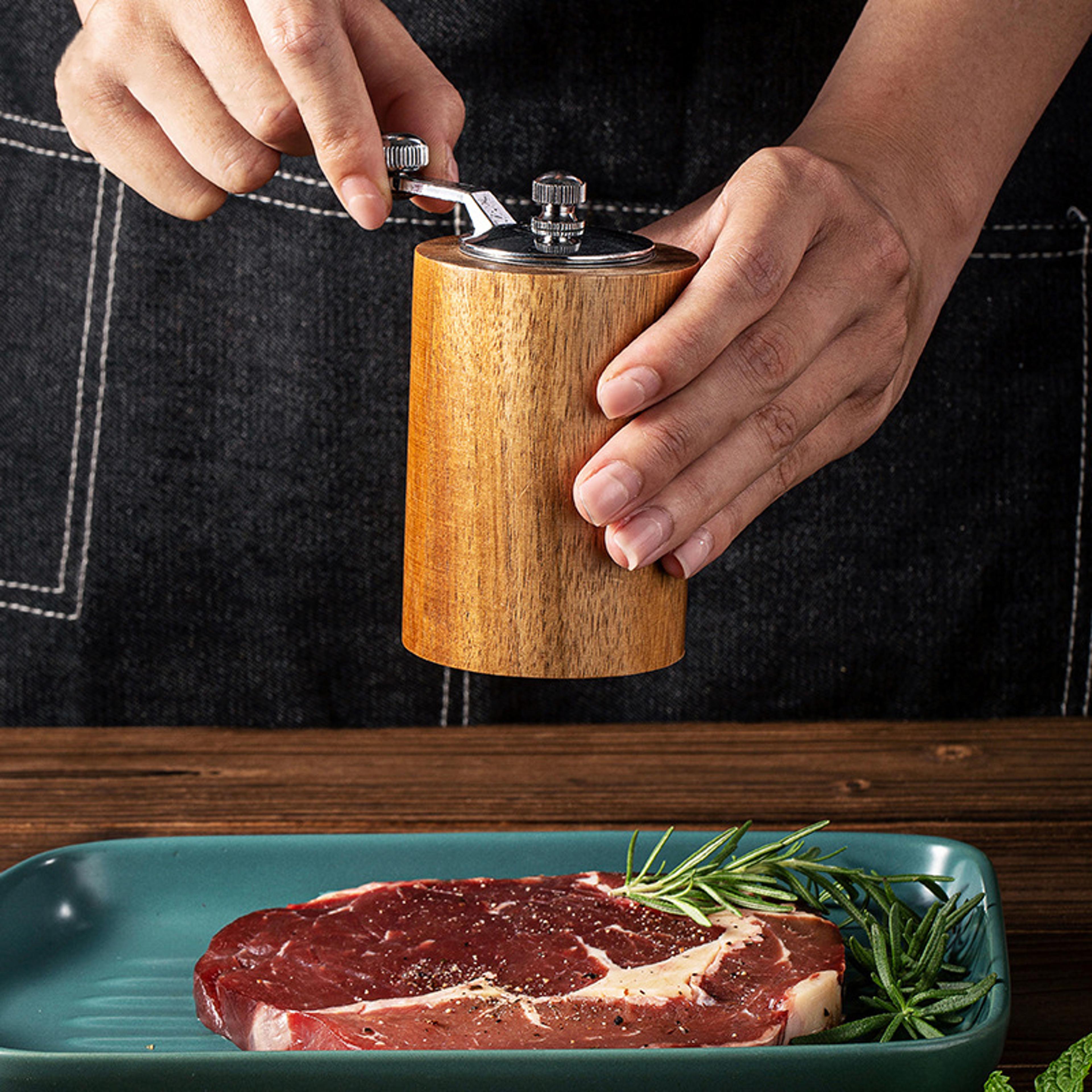 Premium Hand Cranked Pepper Grinder Solid Wood Manual Salt  Pepper Mill For Kitchen 2