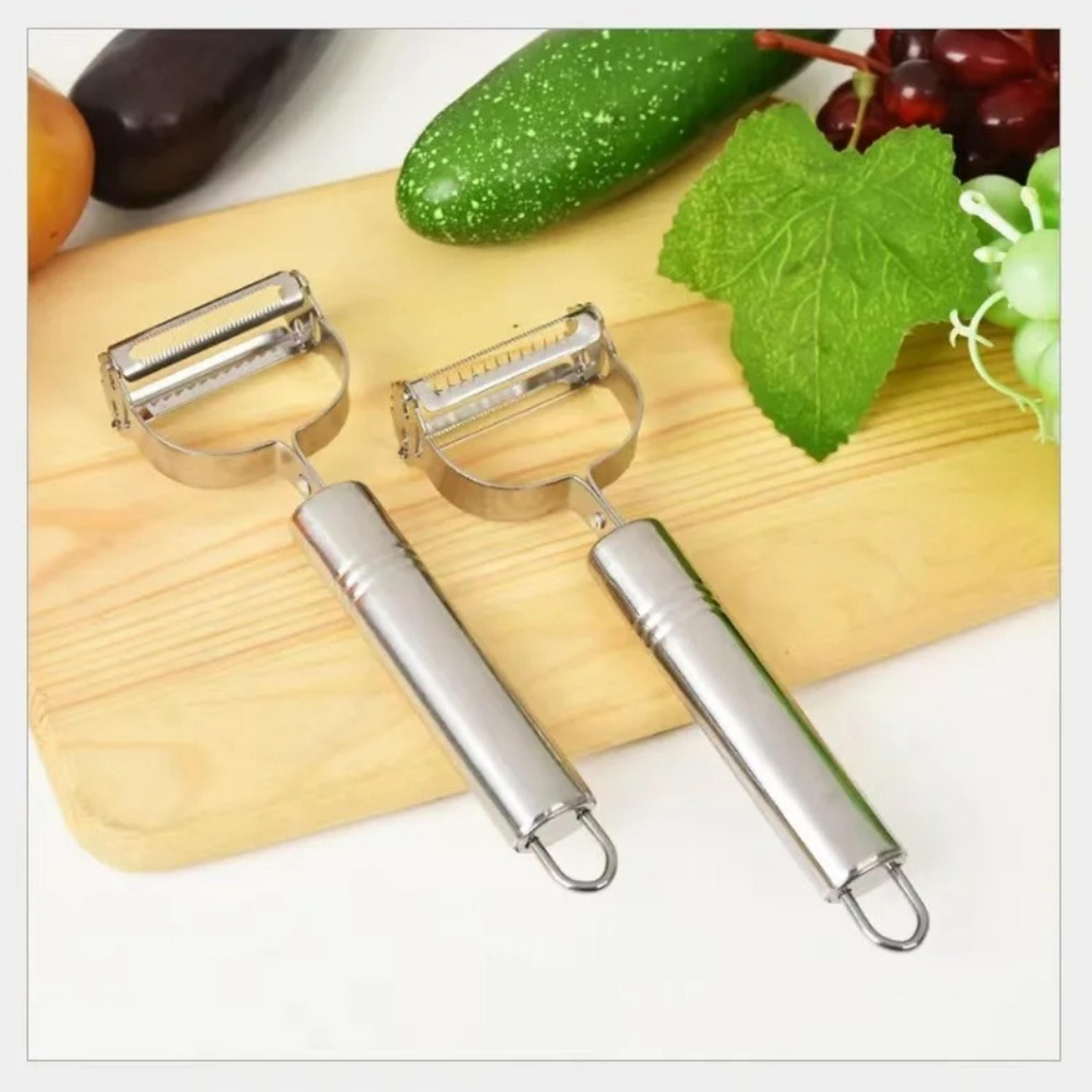 MultiFunction Stainless Steel Vegetable Peeler  Grater For Cucumbers Carrots And Potatoes 2
