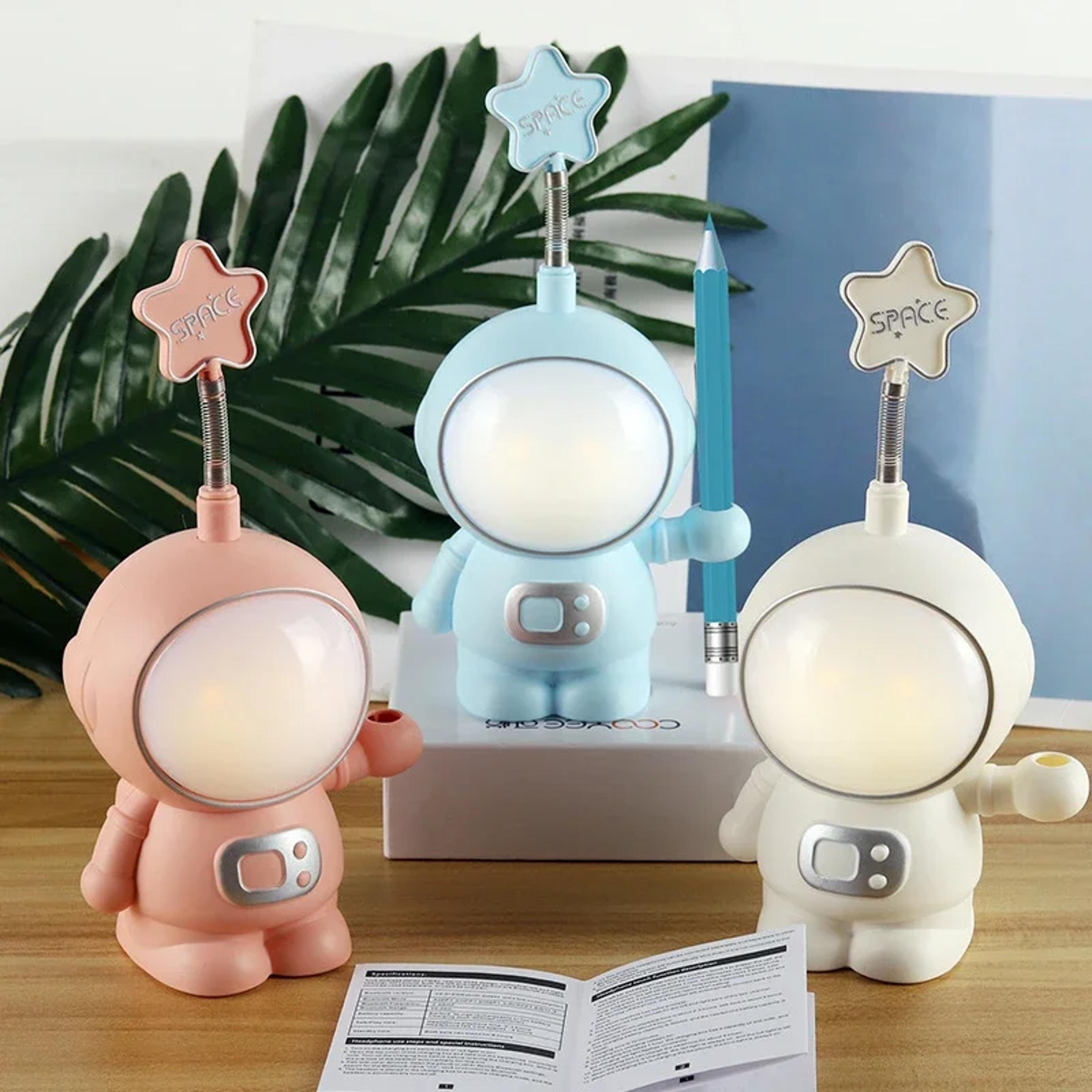 Astronaut Desk Lamp With Phone Holder Flexible LED Study Lamp For Kids Room 3