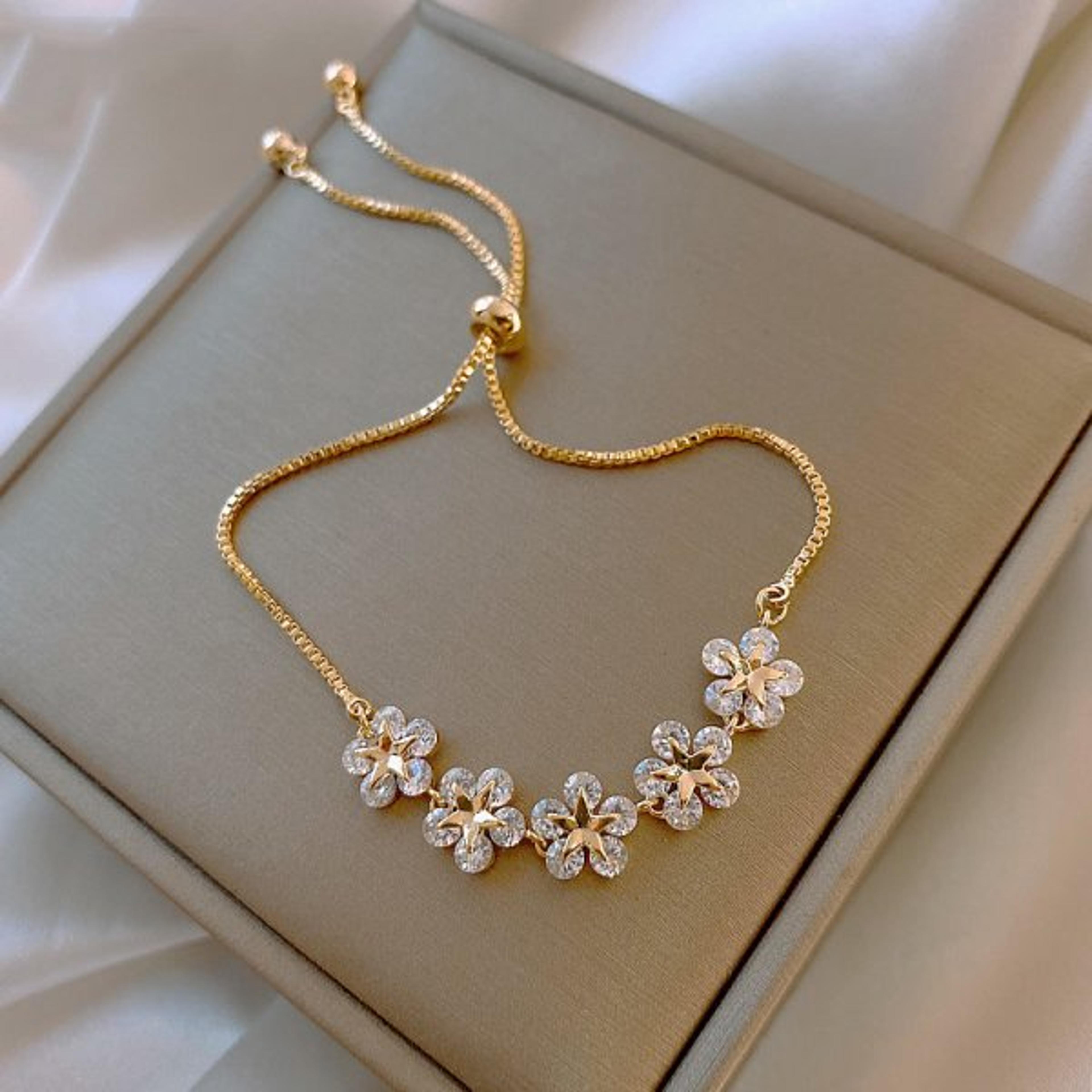 Luxury Zircon Flower Bracelet Minimalist Floral Charm Jewelry Gift For Women 8