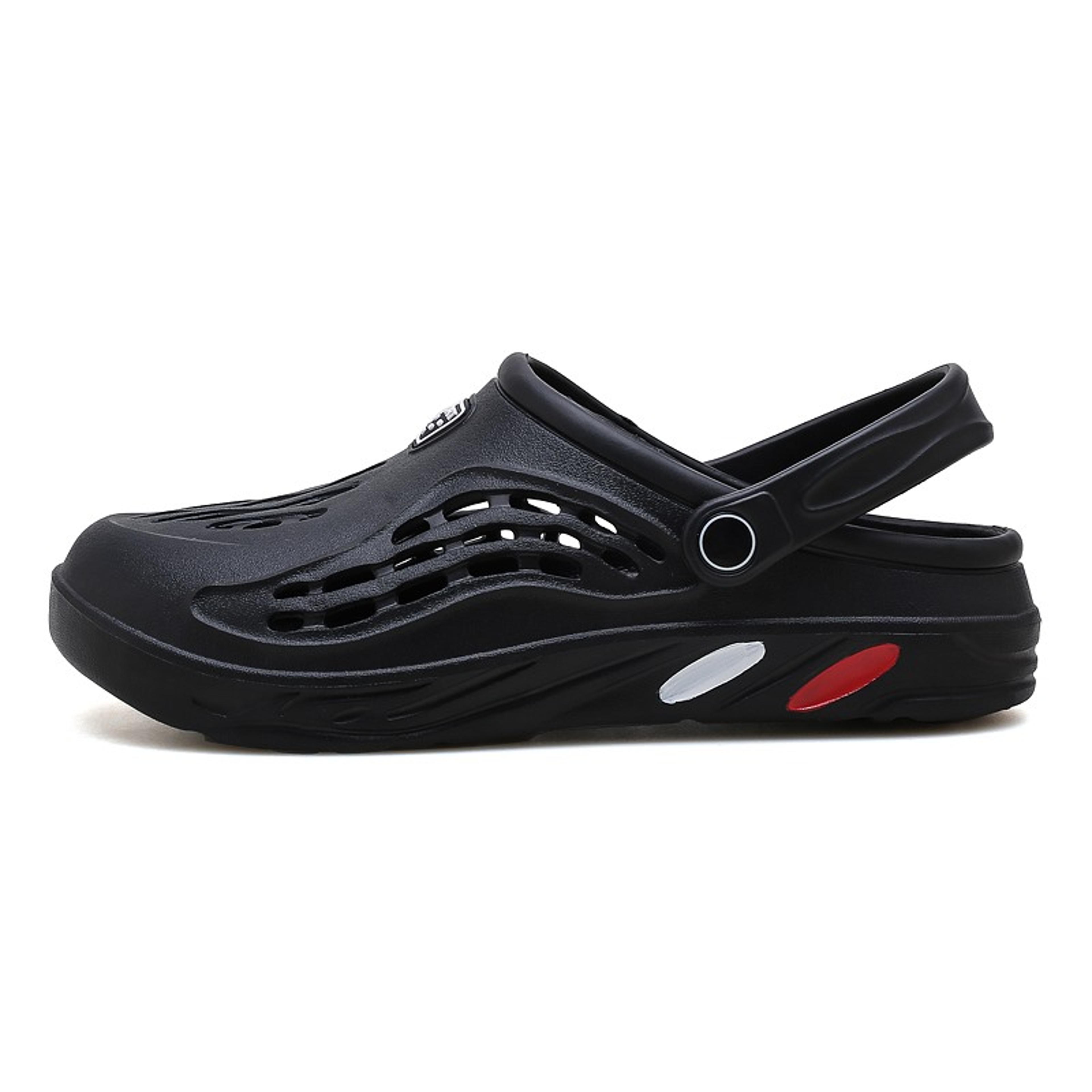 Comfortable EVA Summer Clogs Breathable Beach Sandals For Men And Women 7