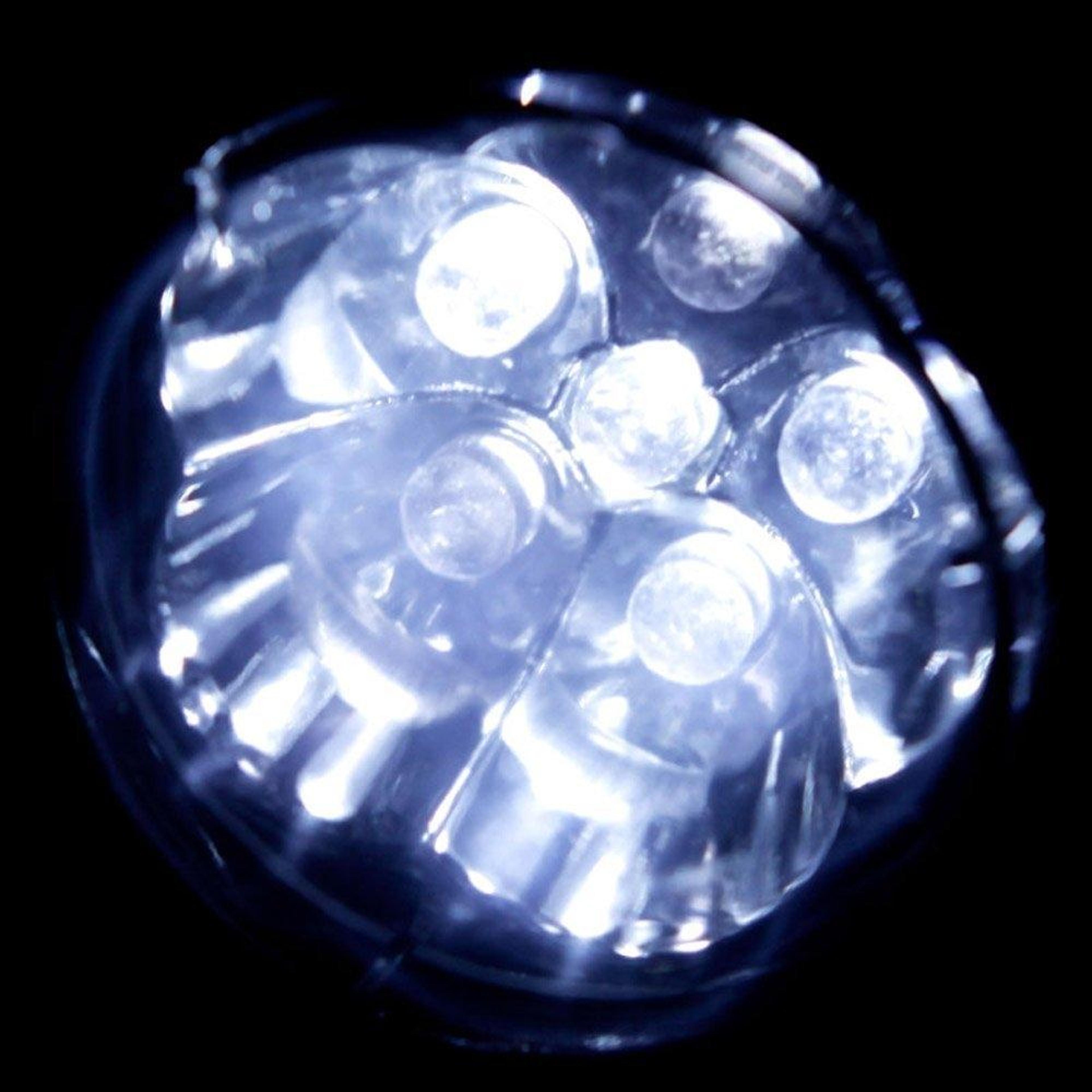SolarGlow IP65 Pool  Garden Spotlight With Waterproof LED Landscape Lighting 3
