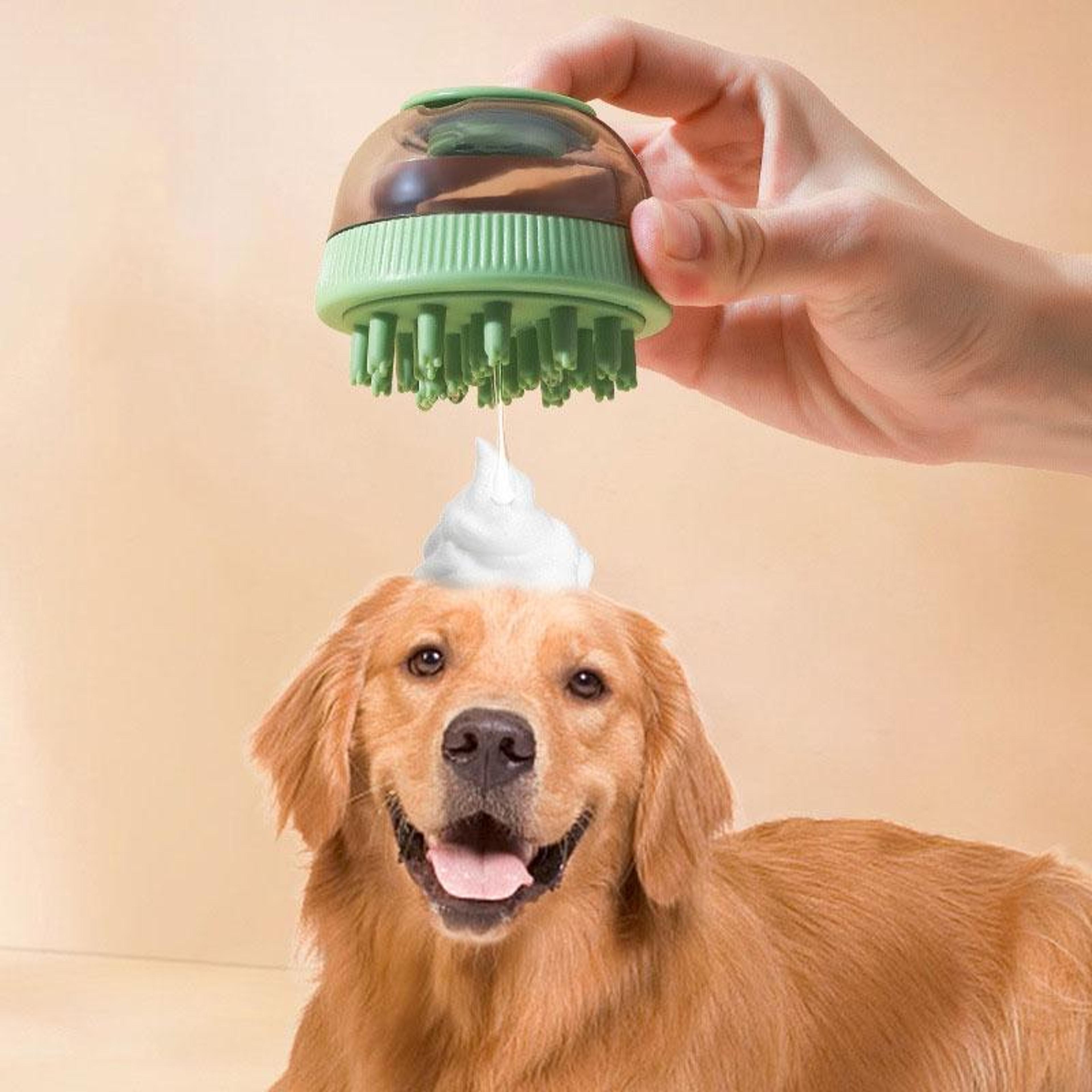 2 in 1 pet shampoo dispenser bath brush for cats & dogs with gentle massage grooming