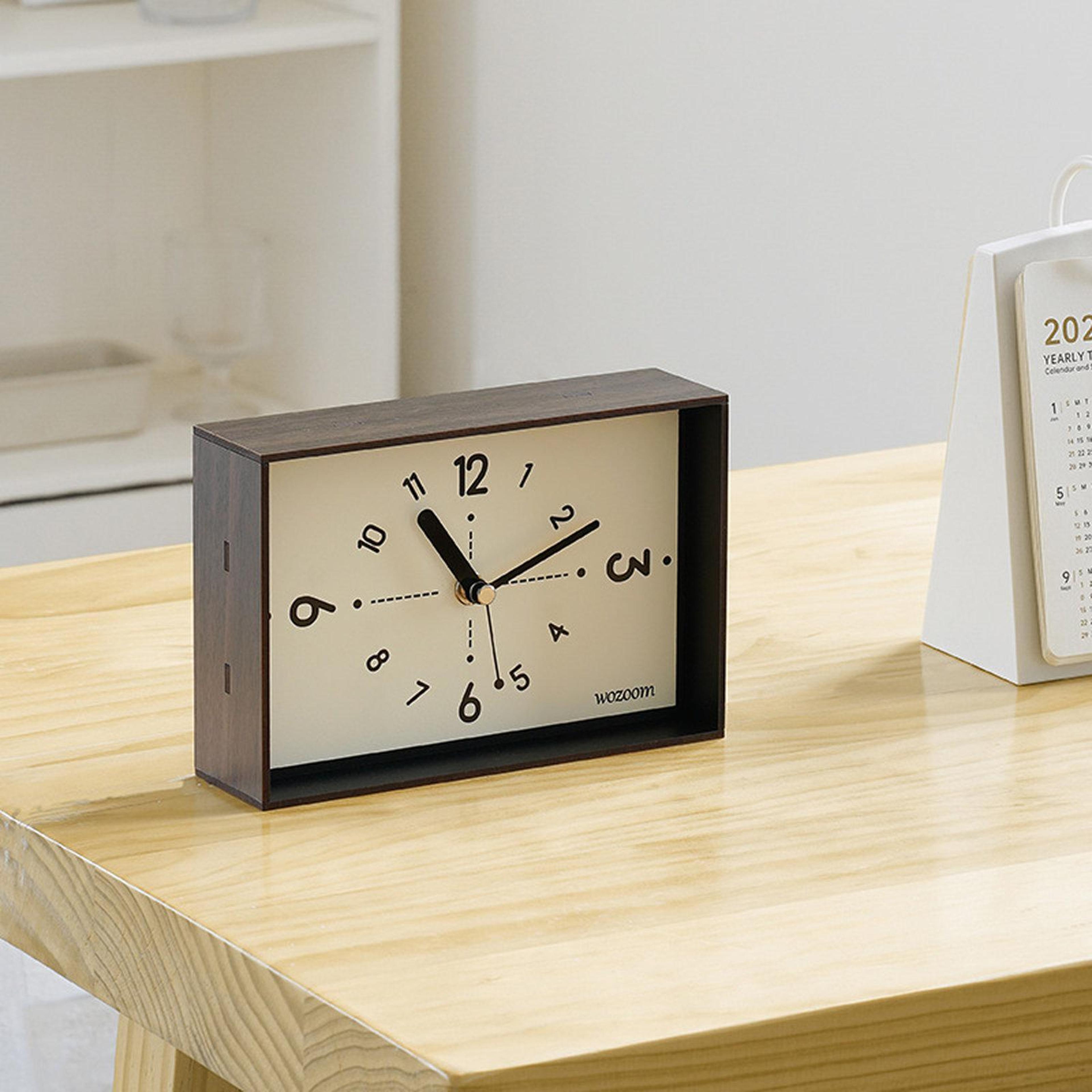 Vintage Silent Desk Clock Decorative Table Accent For Living Room Home Office 7