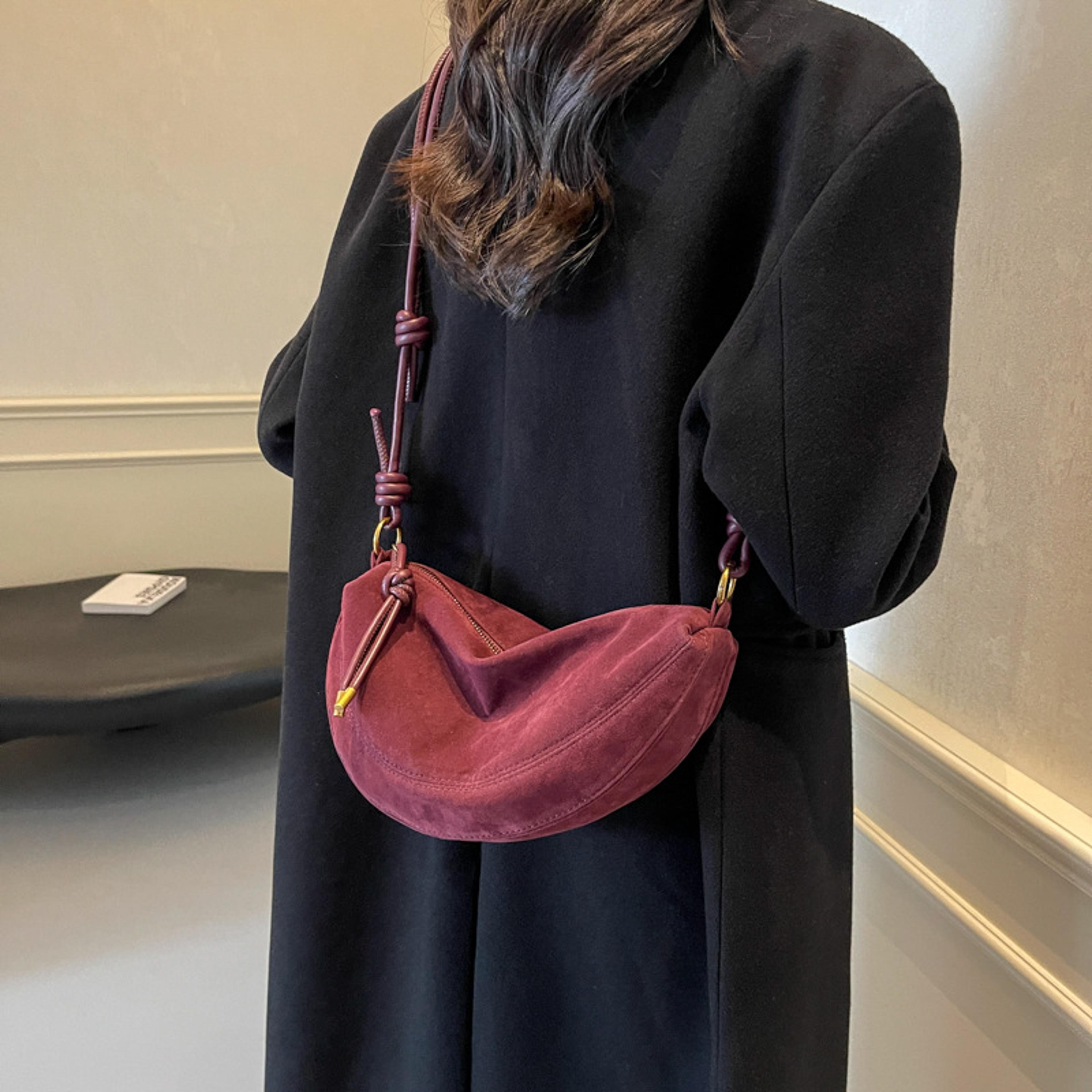 Super Popular Faux Suede Crossbody Shoulder Bag Hot Sale Dumpling Style For Women 4