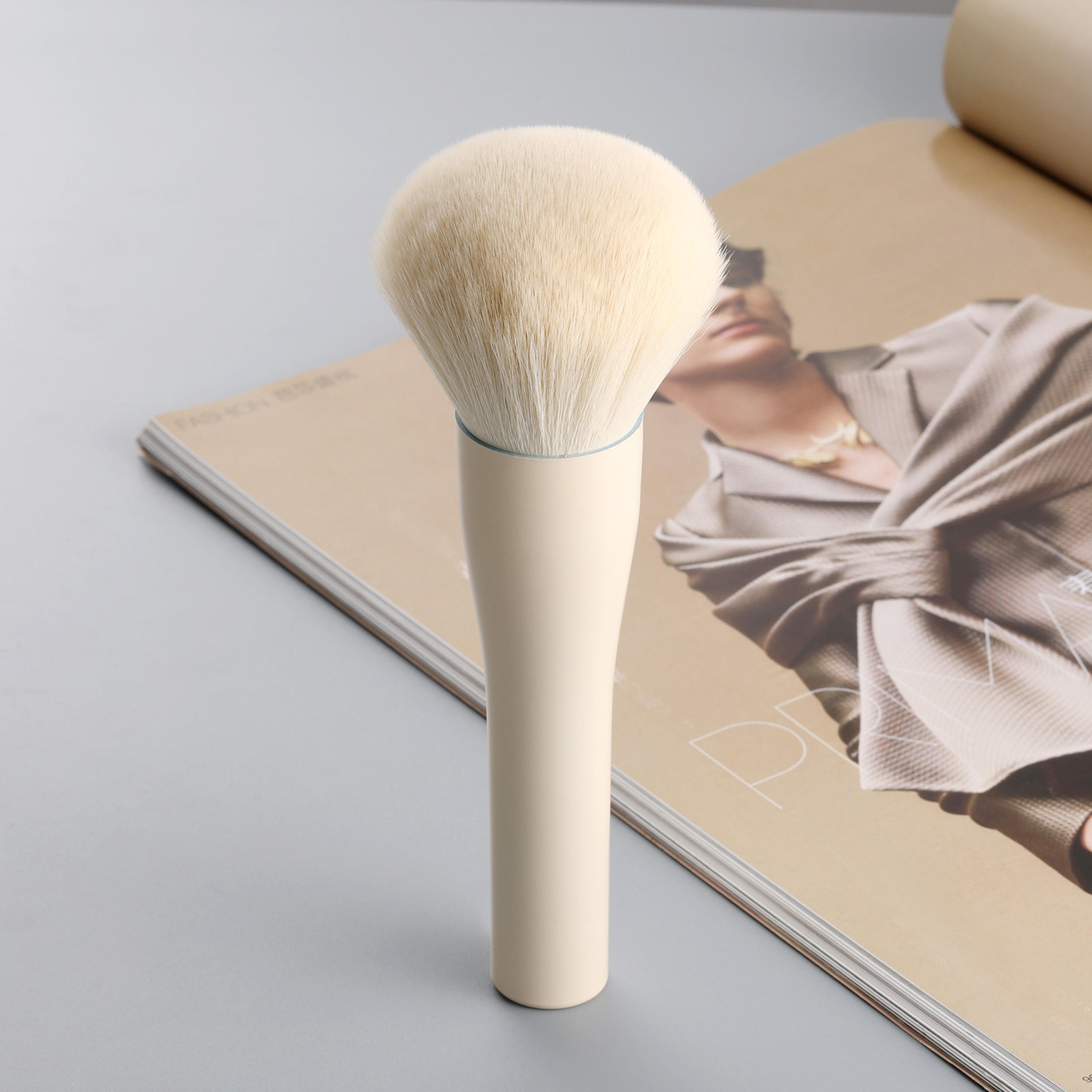 Quality Large Powder Brush Professional Makeup Brush For Flawless Application 9