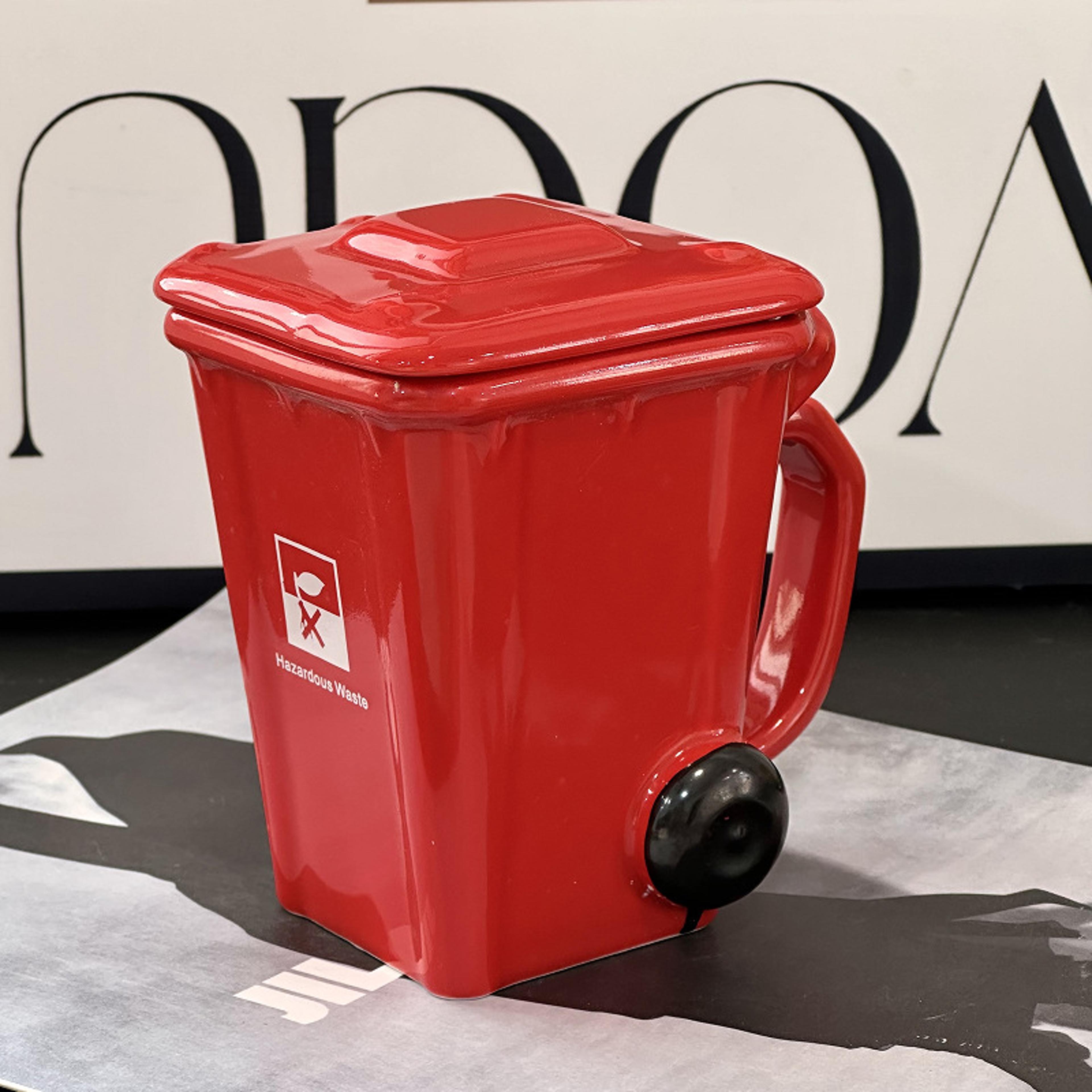 Creative Ceramic 3D Recycling Bin Mug Trash Can Modeling Cup Personality Funny Coffee Cup 5