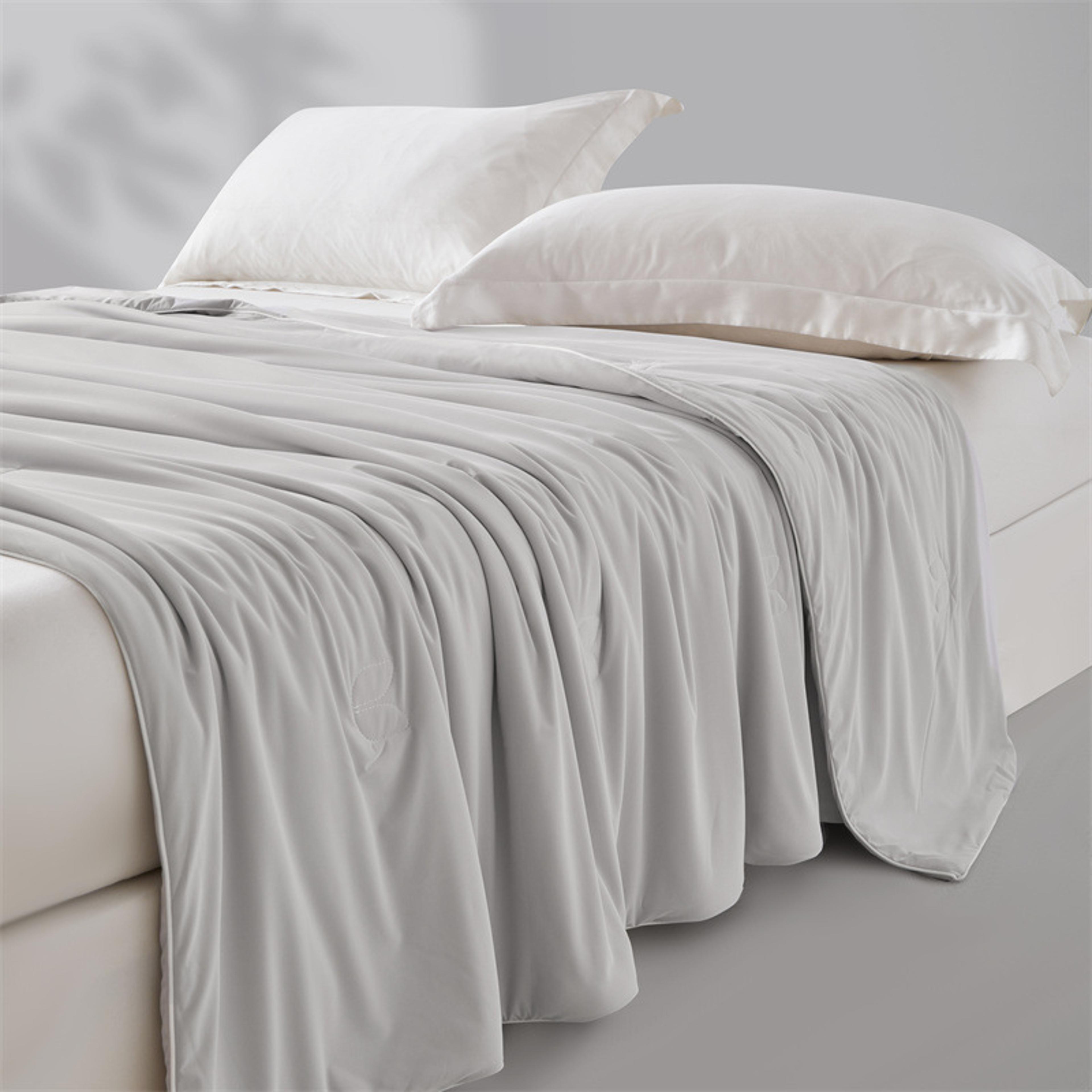 Antibacterial Air Conditioning Cooling Thin Blankets Single And Double Machine Washable 5