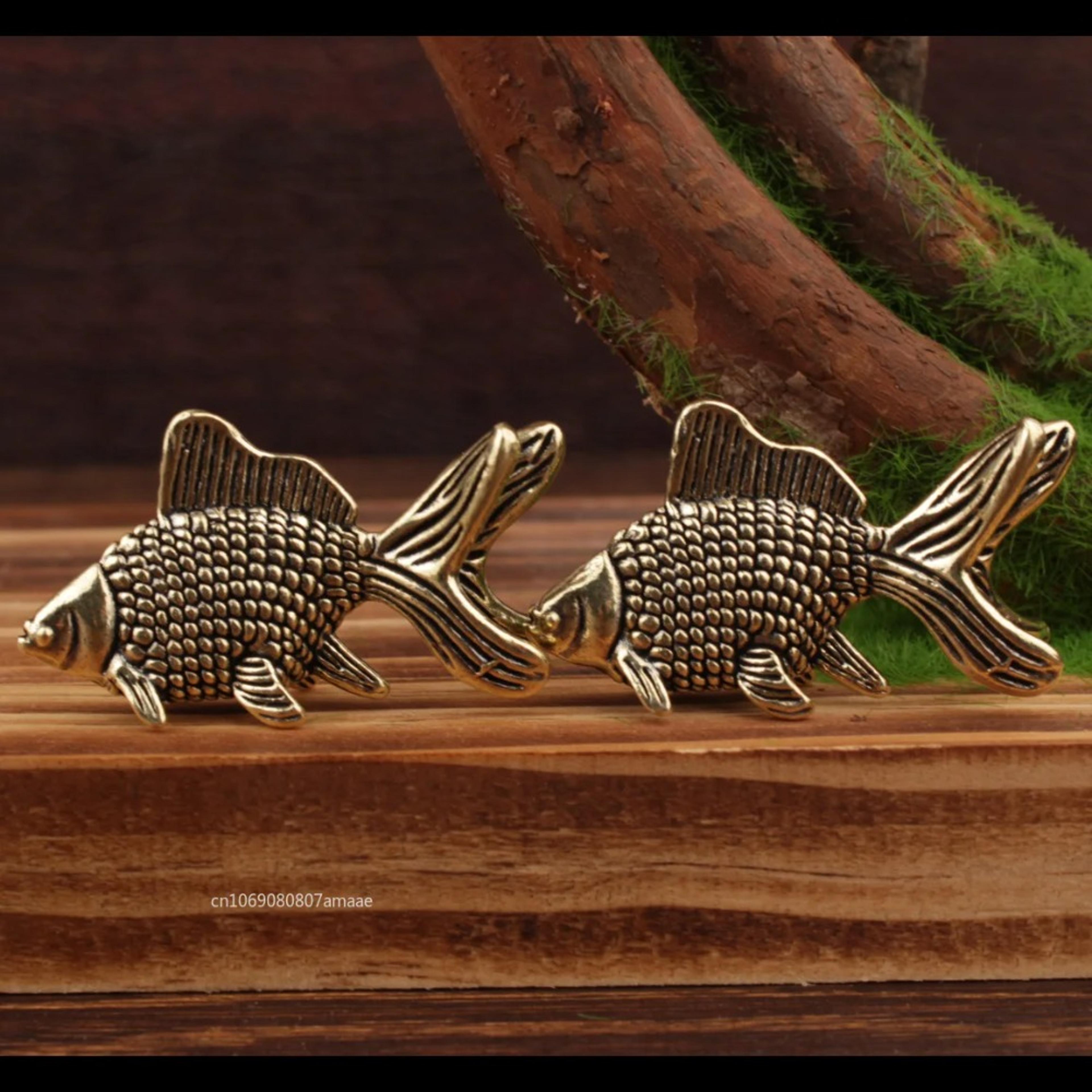 Cute Brass Goldfish Figurines Retro Animal Statue Desk Decor Tea Pet Gift Ornament 1