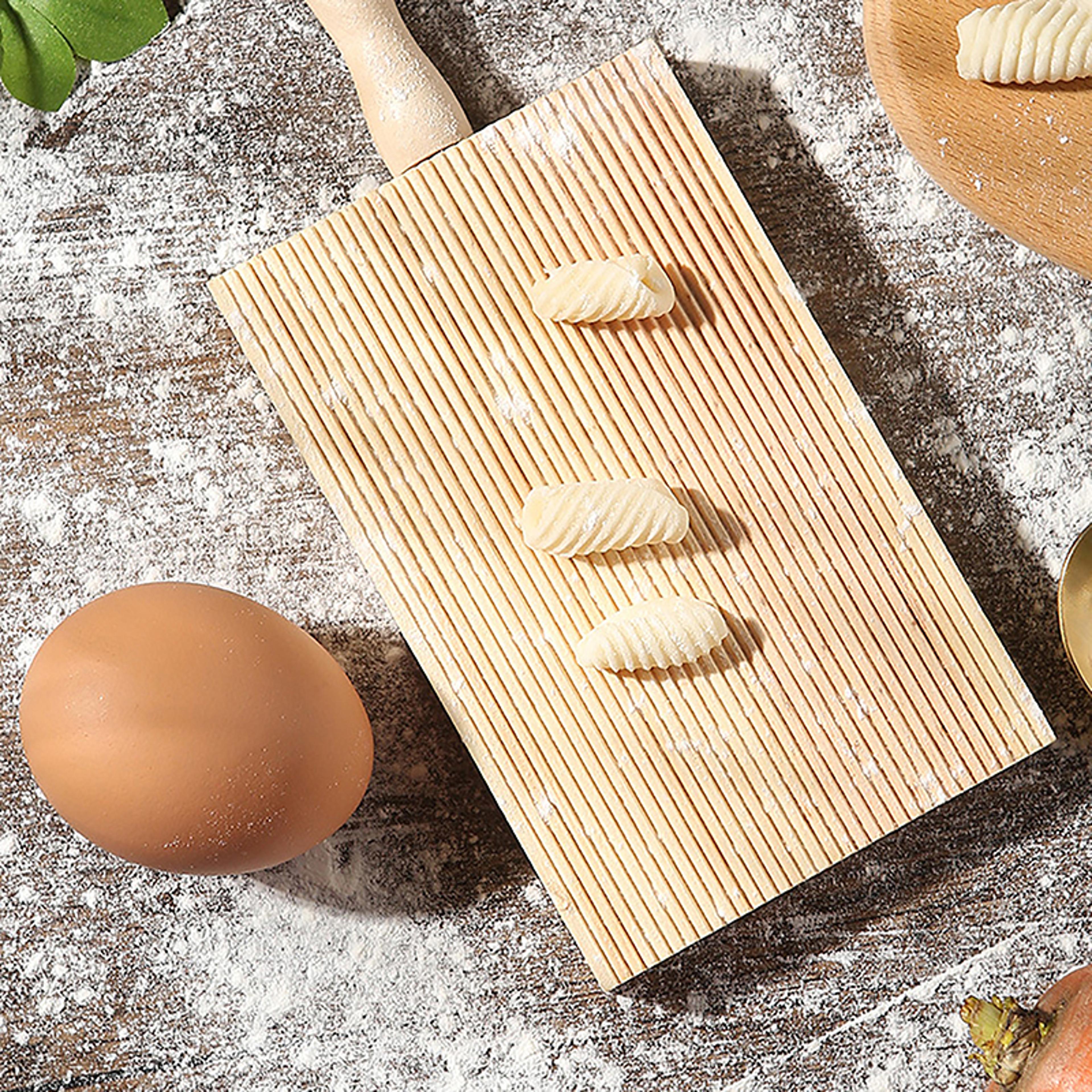 Pasta Gnocchi Macaroni Board NonSticky Wooden Garganelli Board With Handle 2