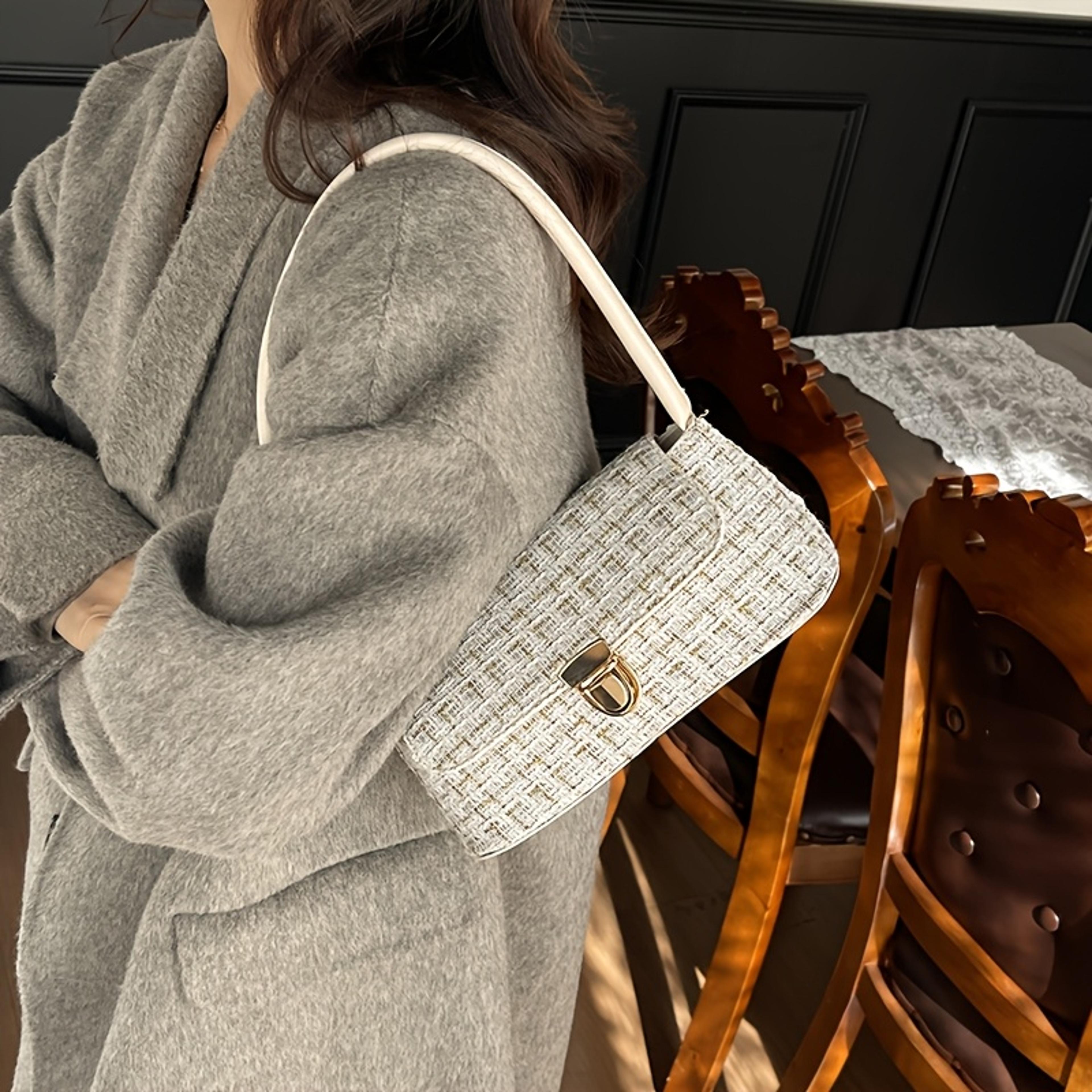 Fashionable Minimalist Buckle Shoulder Bag Stylish Handbag For Women And Girls 1