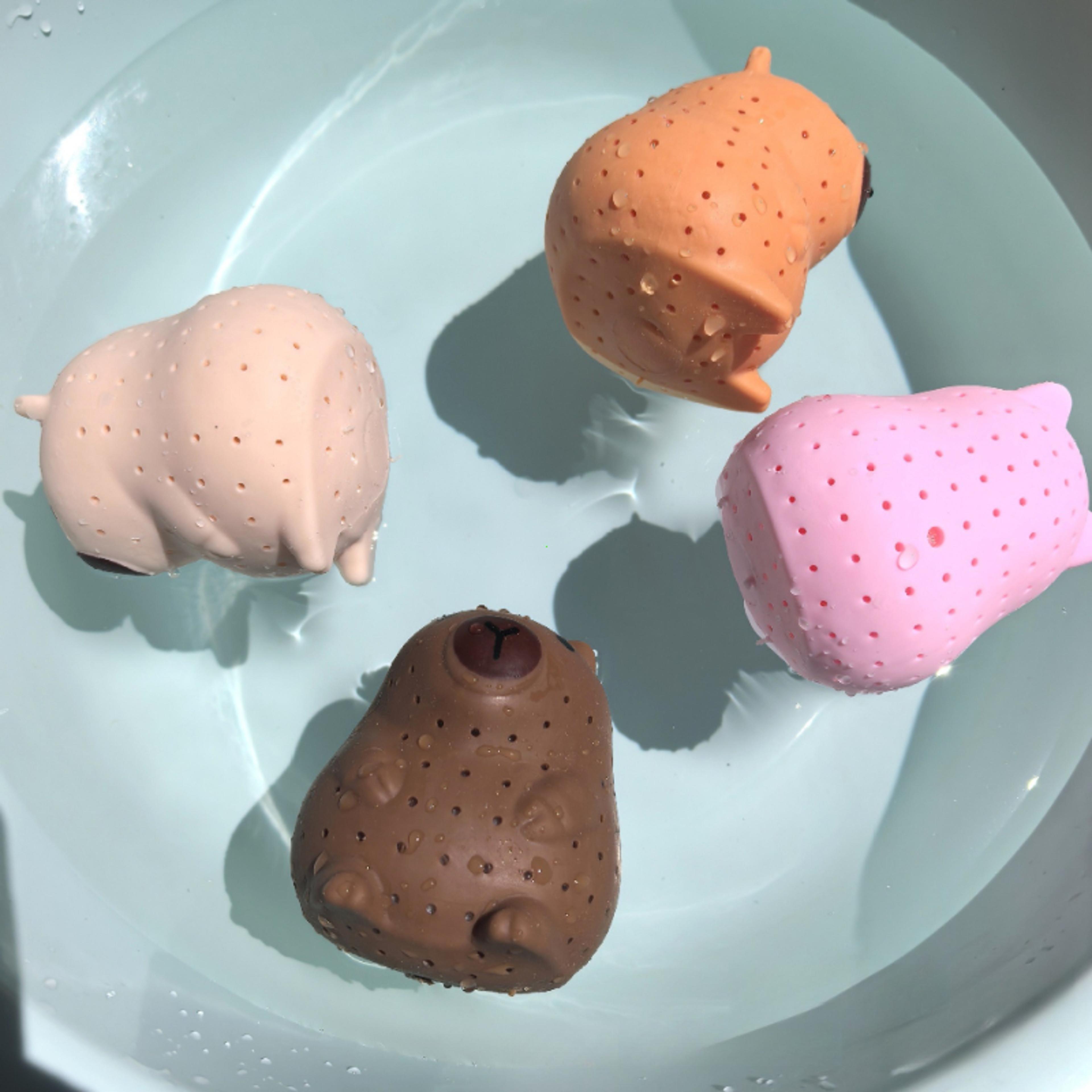 Capybara Bath Sponge Water Squeeze Toy For Kids Fun Sensory Baby Bath Toys 2