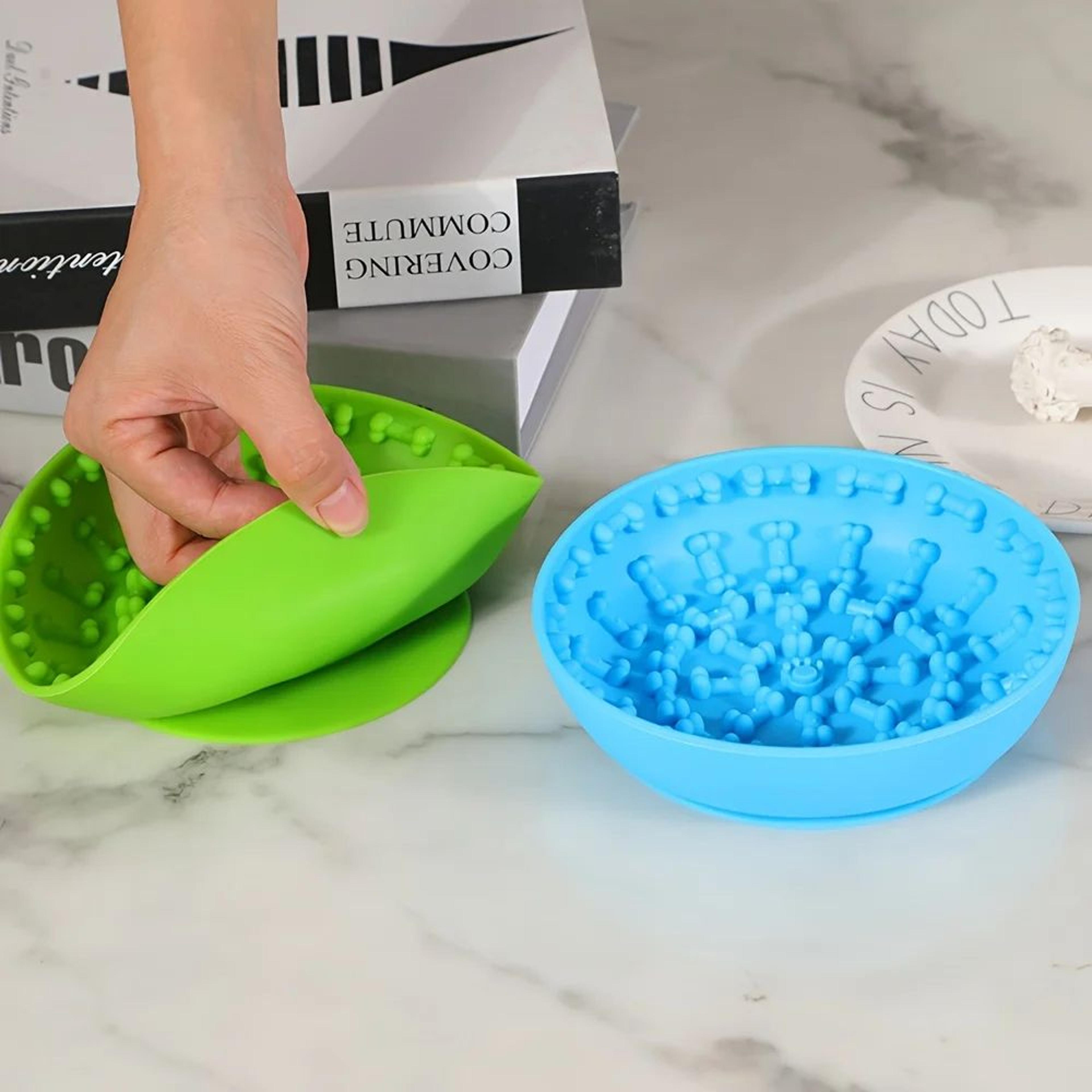 dog lick mat with suction cups – soothing anxiety licking pad for dogs